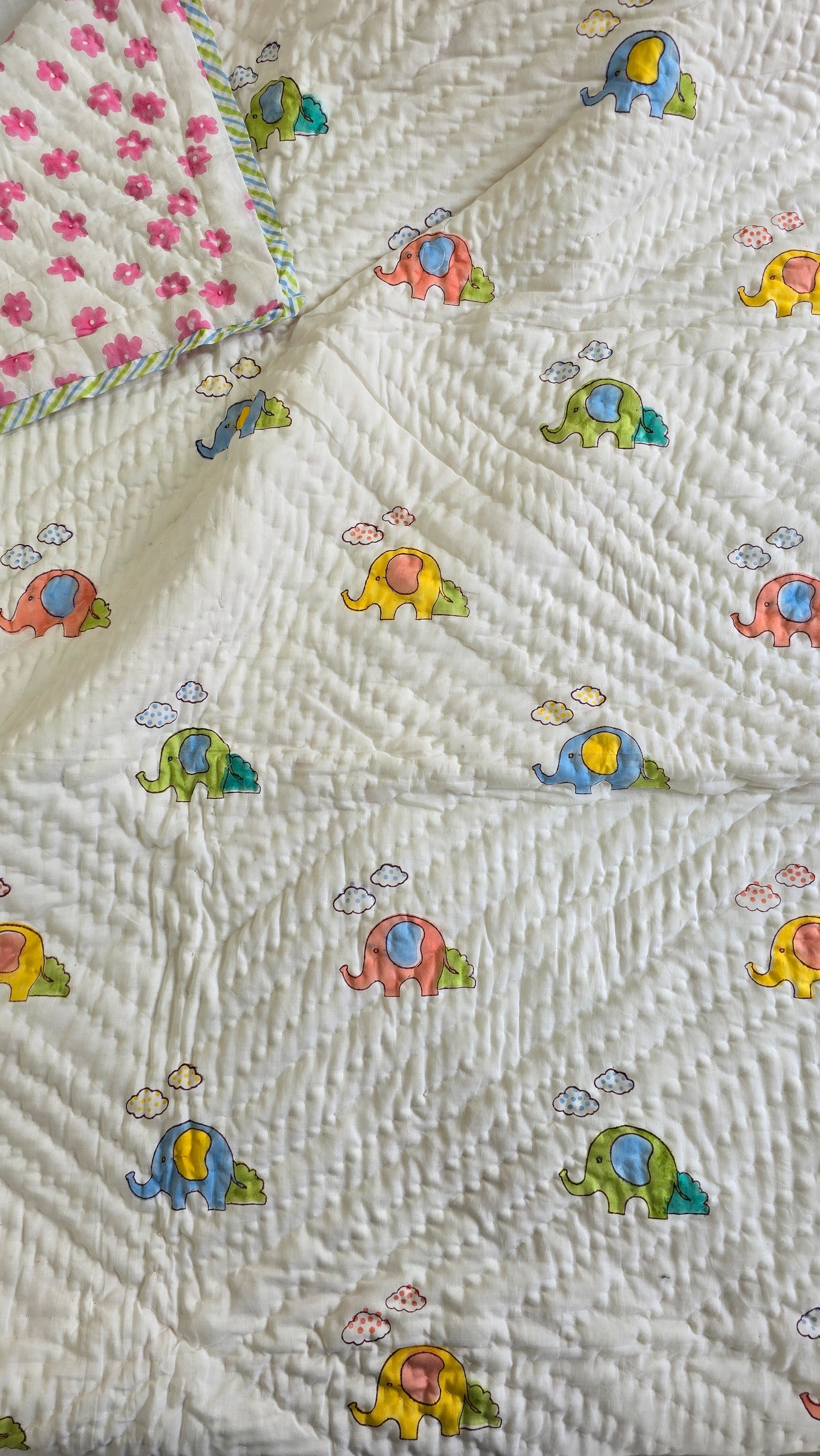 HAATHI RAJA HANDBLOCK PRINTED REVERSIBLE MULMUL BABY QUILT ( 1 Year till 5 Years)