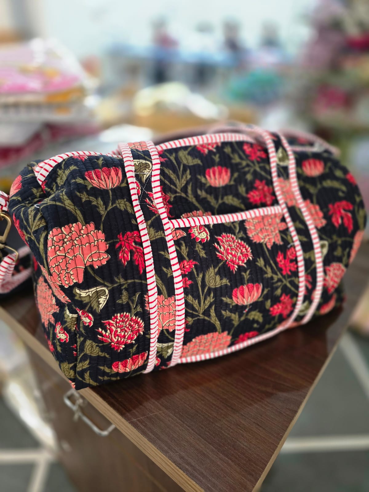 DUFFLE BAG