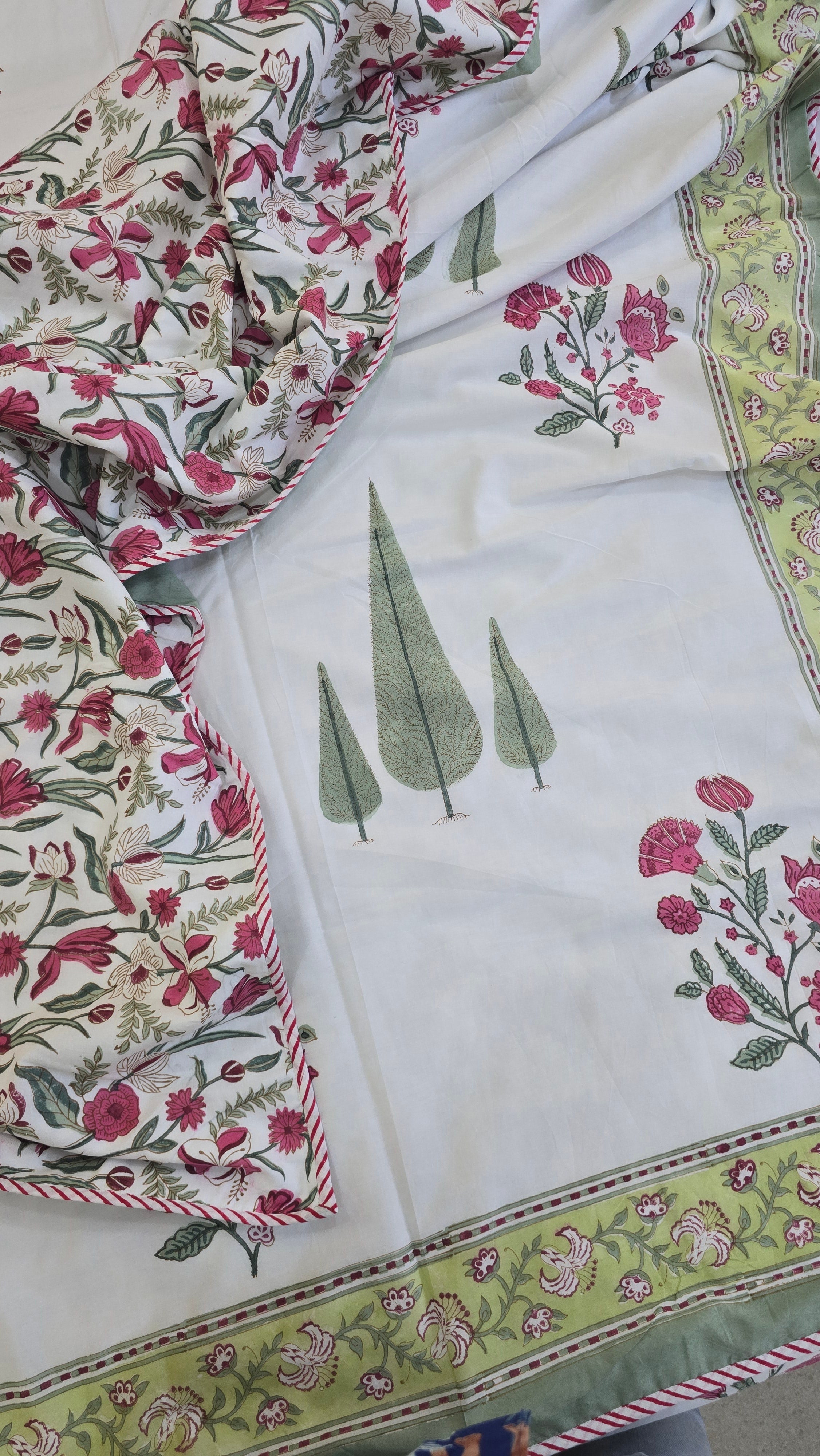 TRIPLE CYPRESS HANDBLOCK PRINTED REVERSIBLE MULMUL DOHAR