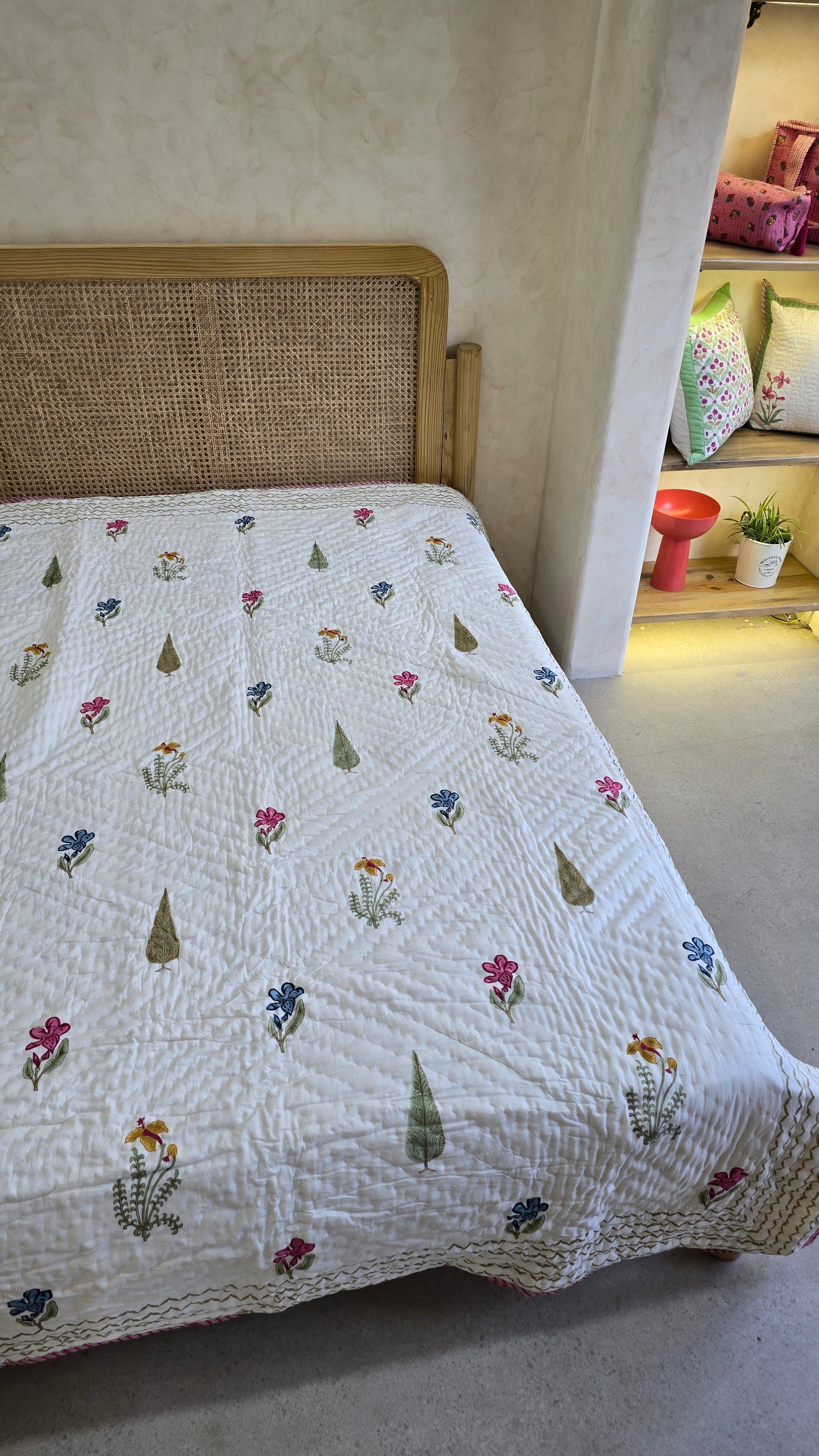 RAAHI HANDBLOCK PRINTED SINGLE QUILT