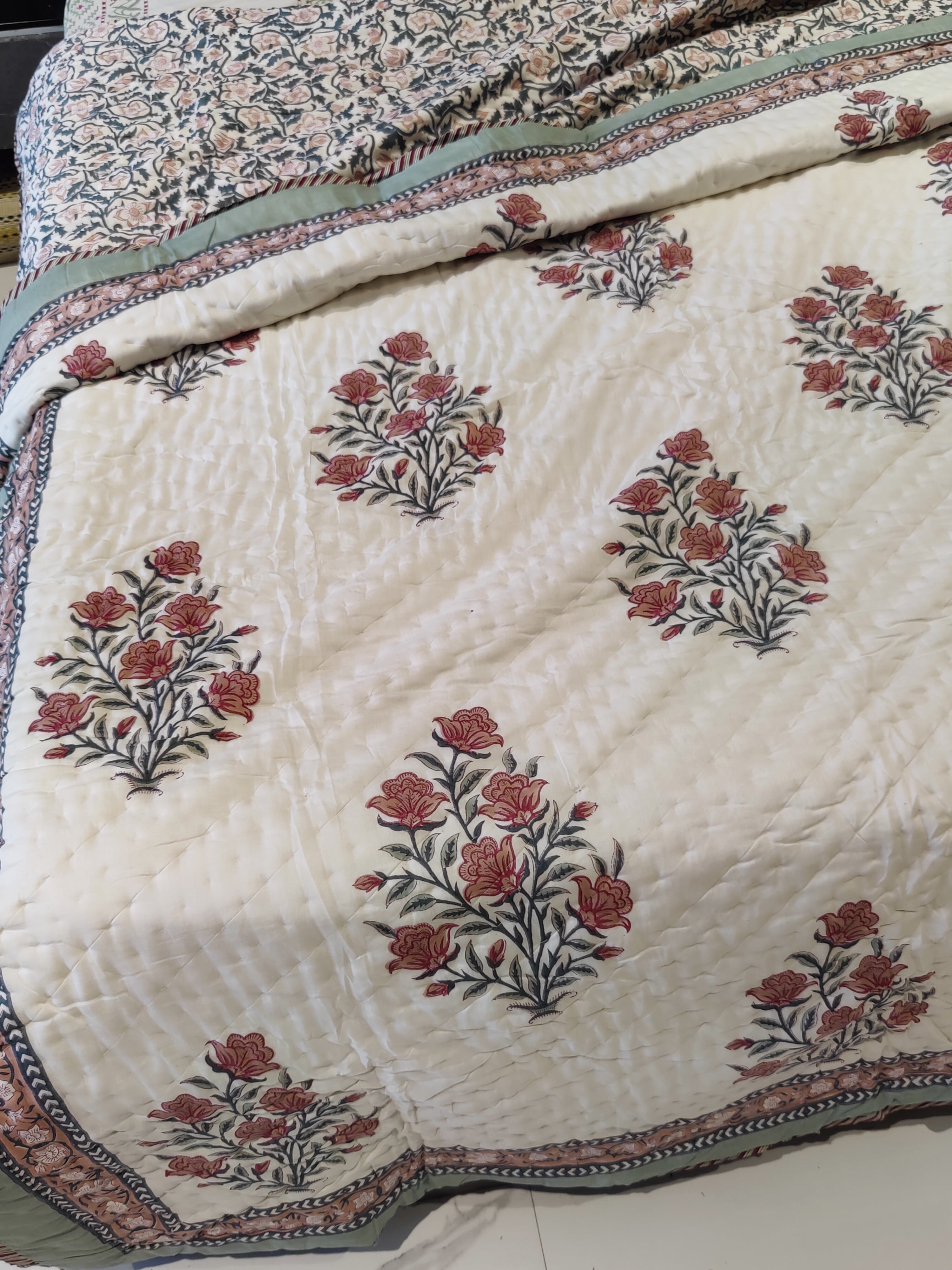 HAND BLOCK PRINTED REVERSIBLE MULMUL QUILT
