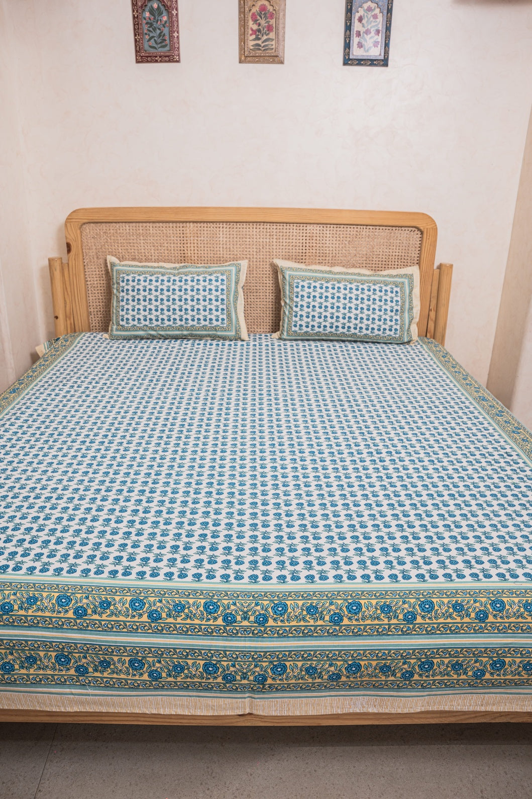 PURE COTTON BEDSHEET WITH TWO PILLOW CASES