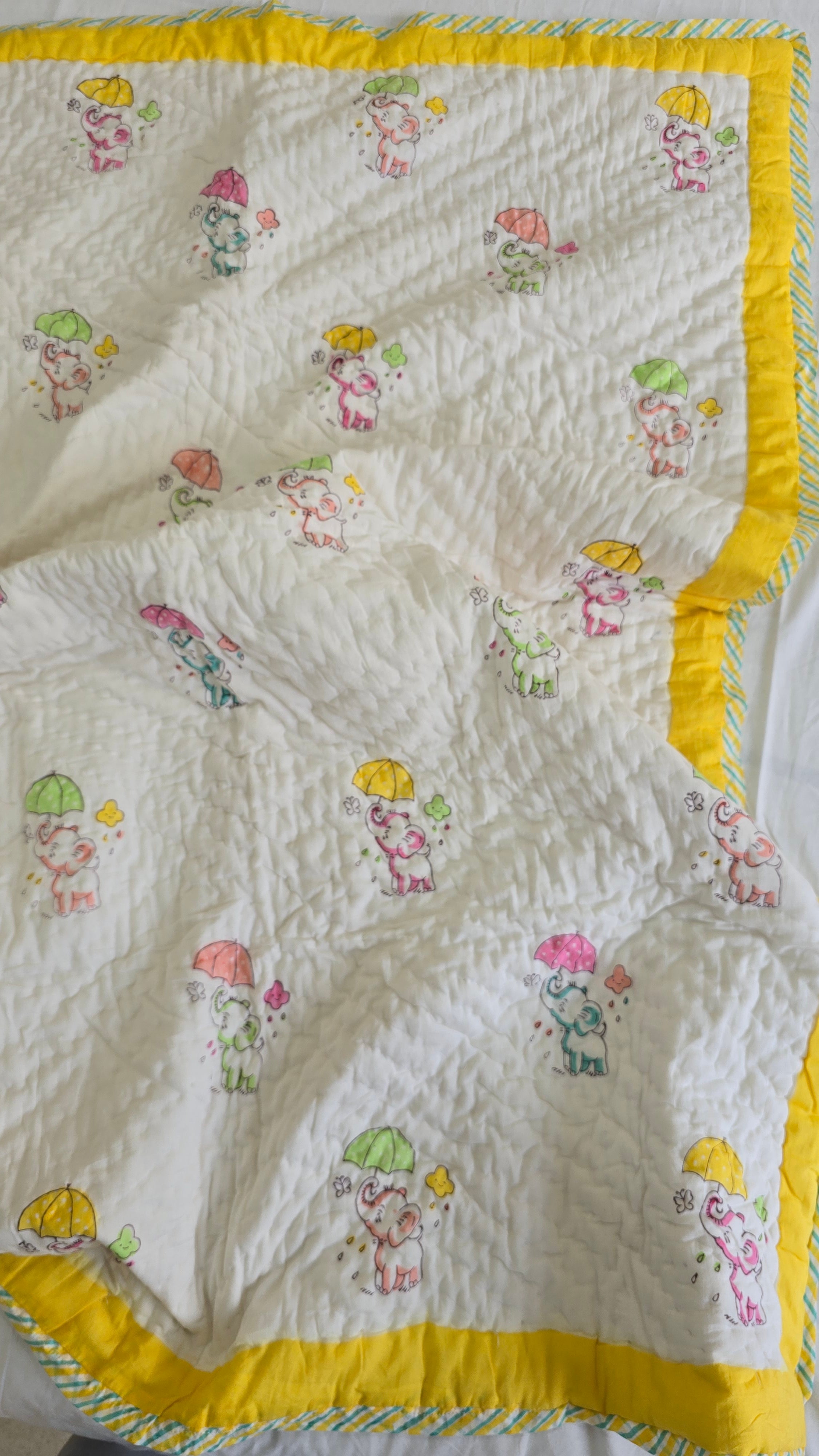 BABY ELEPHANT HANDBLOCK PRINTED REVERSIBLE MULMUL BABY QUILT (1 Year to 5 Years)