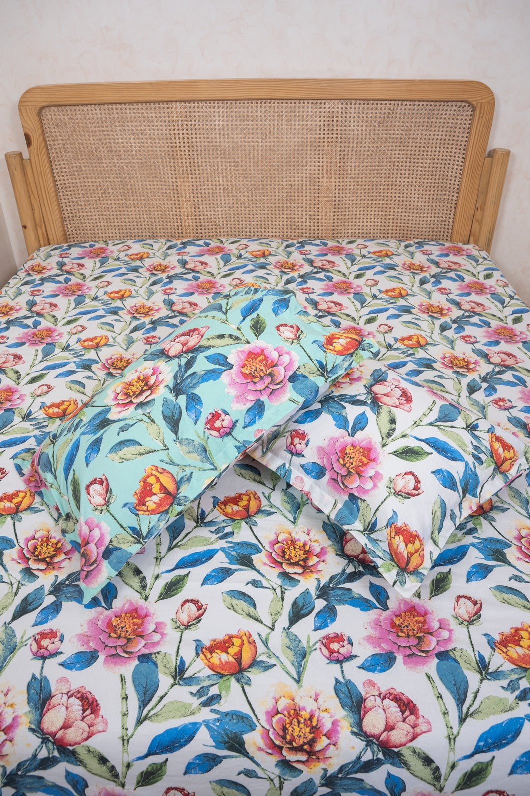 RANGMAHAL PURE COTTON BEDSHEET WITH TWO PILLOW CASES