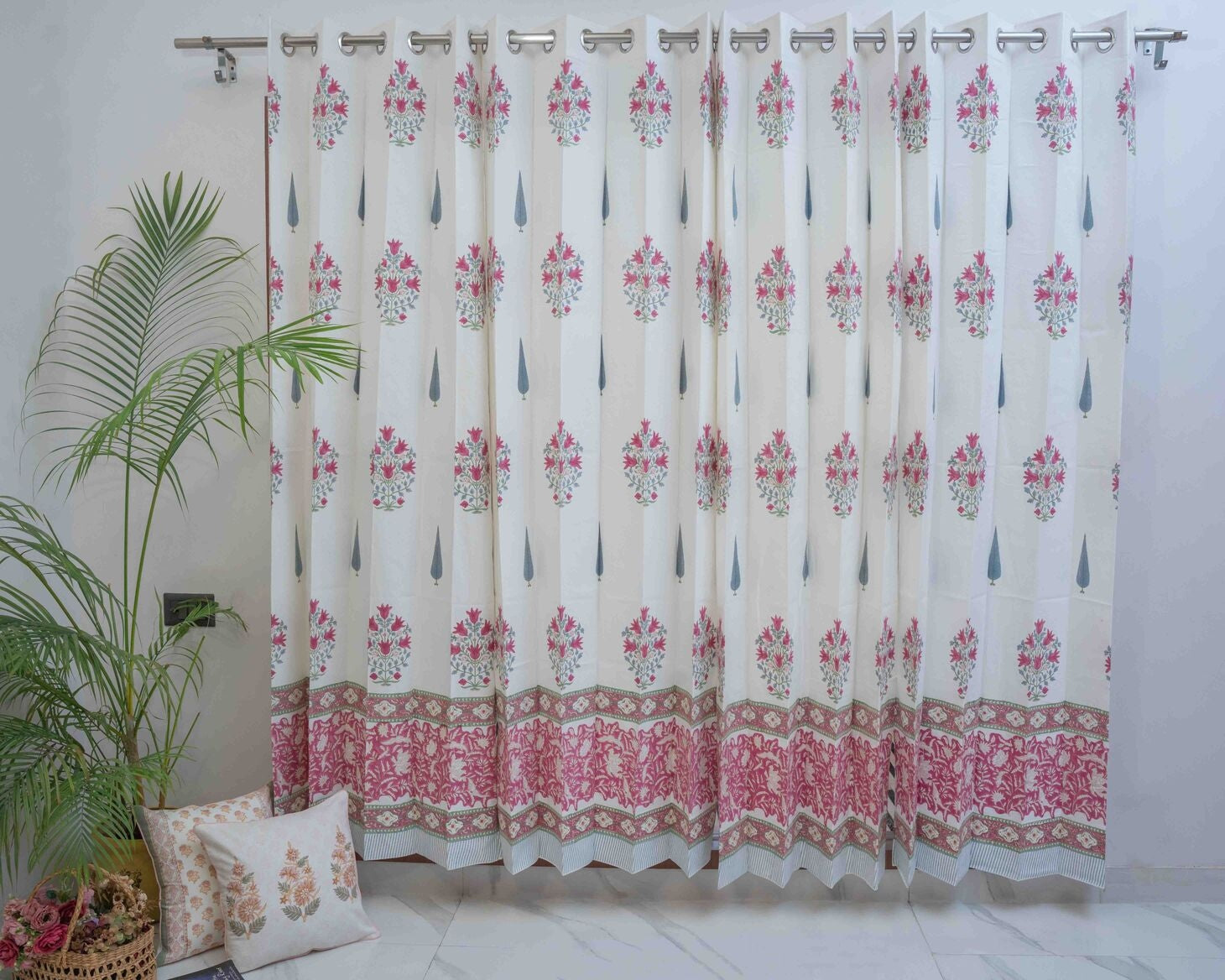 SUMAN LIGHT HANDBLOCK PRINTED CURTAIN