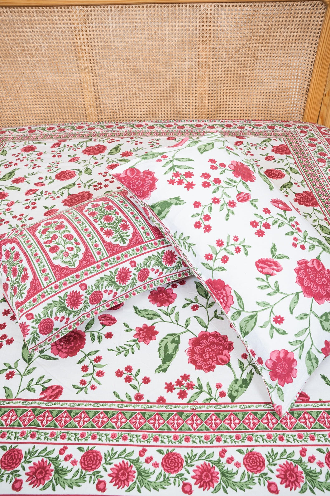 SHALIMAR BEDSHEET WITH TWO REVERSIBLE PILLOW COVERS