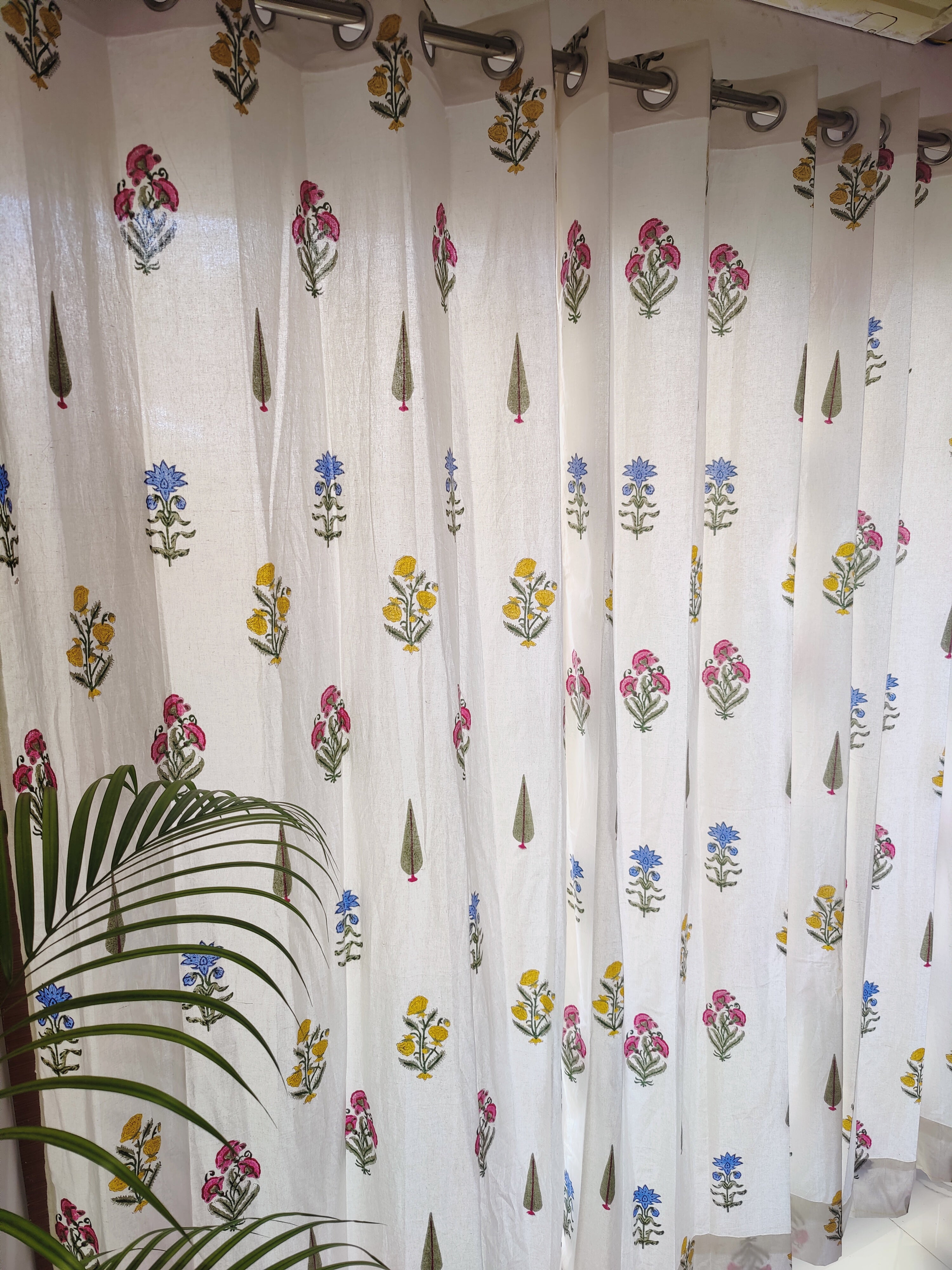 MULTI BOOTA HANDBLOCK PRINTED CURTAIN
