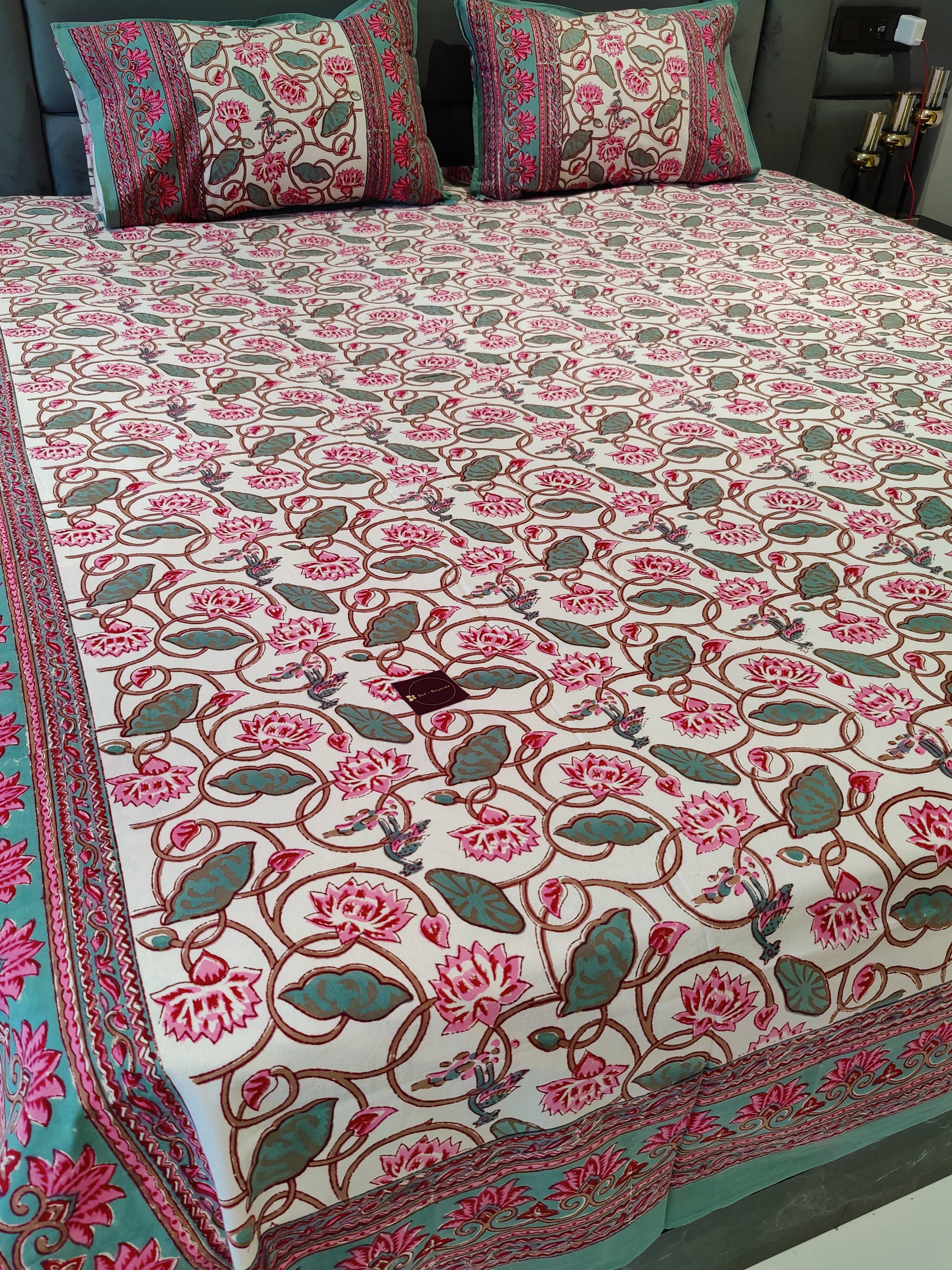 UTSAV HAND BLOCK PRINTED BEDSHEET WITH TWO REVERSIBLE PILLOW COVERS