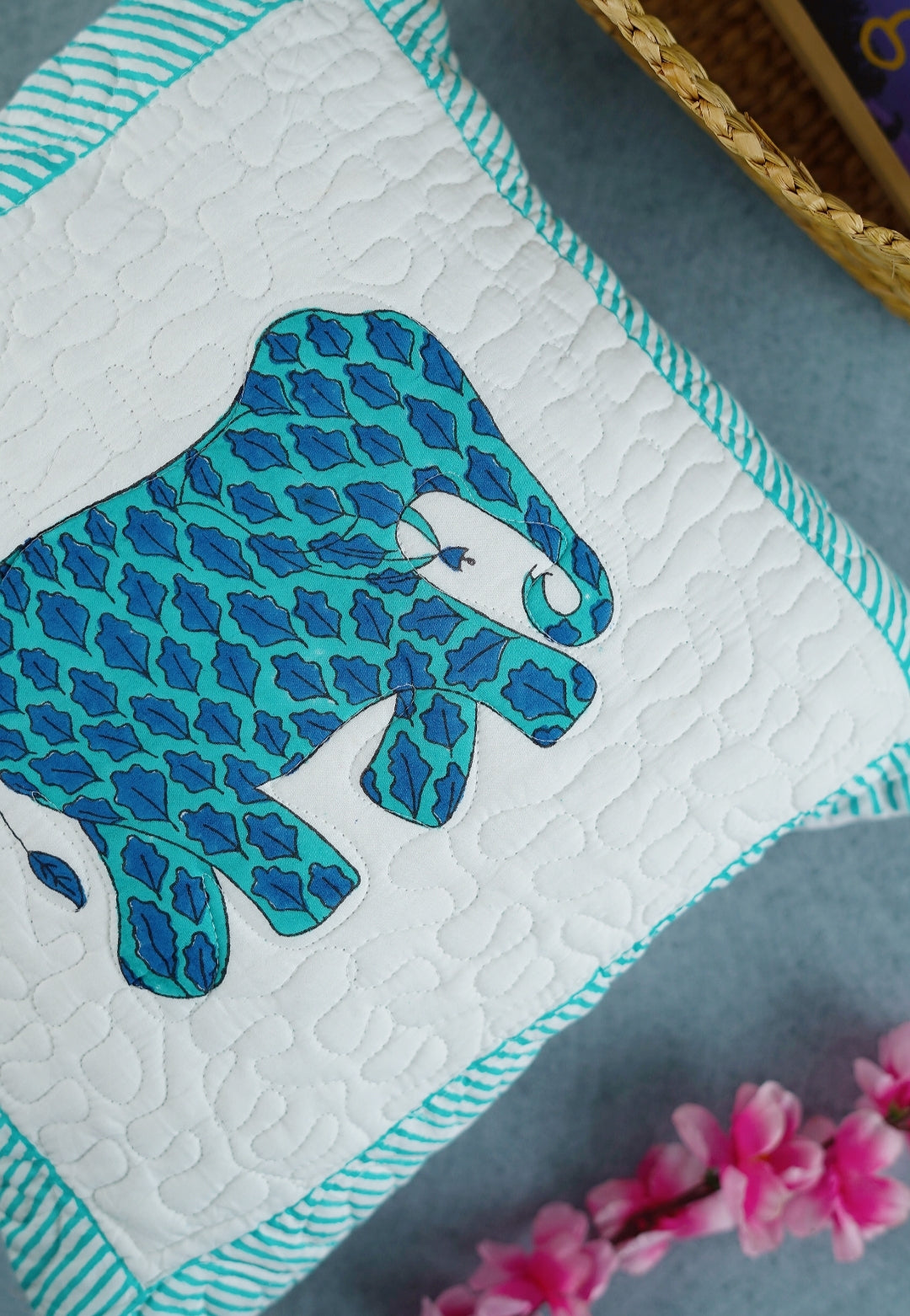 A PAIR OF HAND BLOCK PRINTED 16 BY 16 INCHES CUSHION COVER