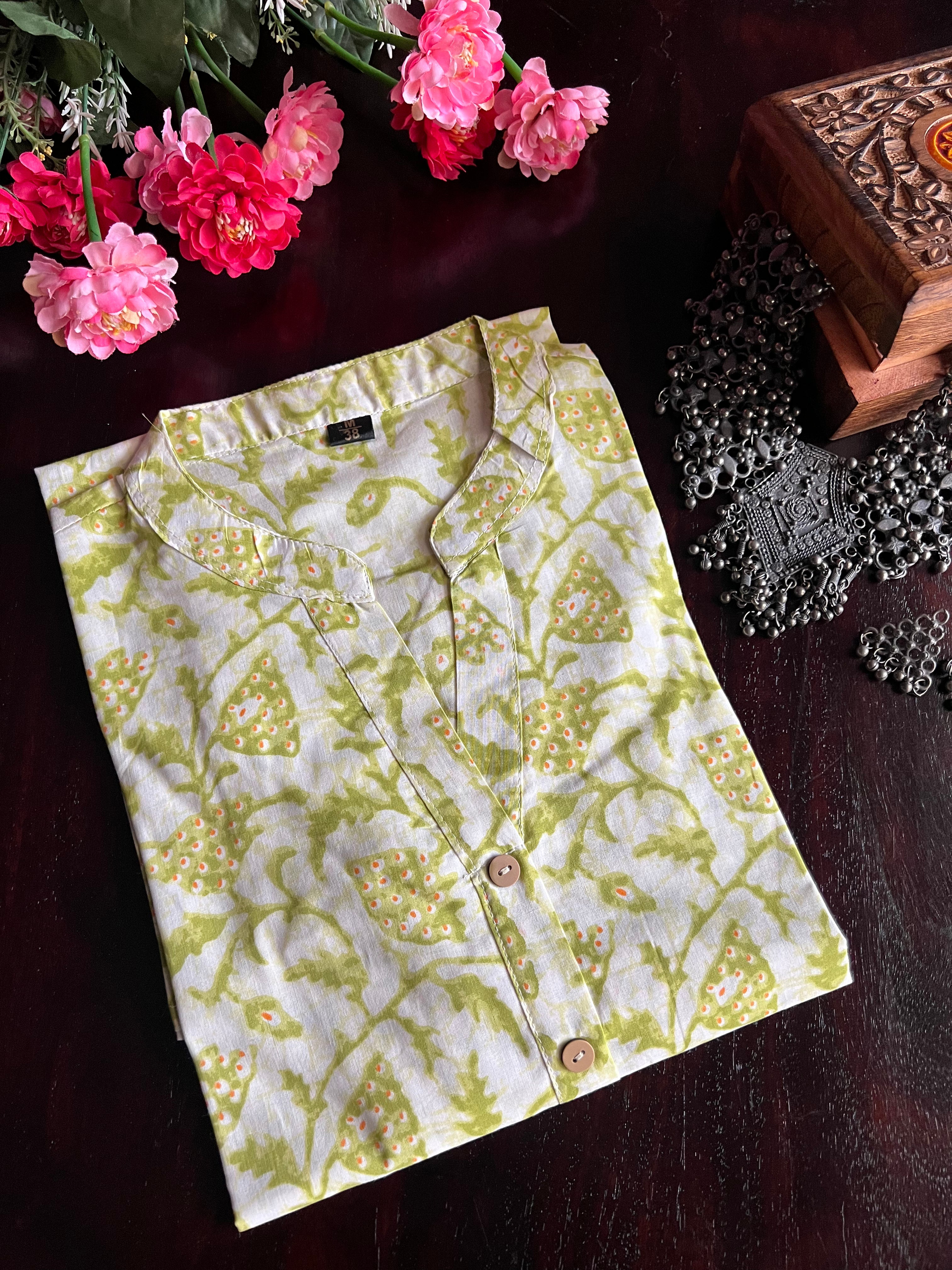 MEDIUM LENGTH COTTON KURTA