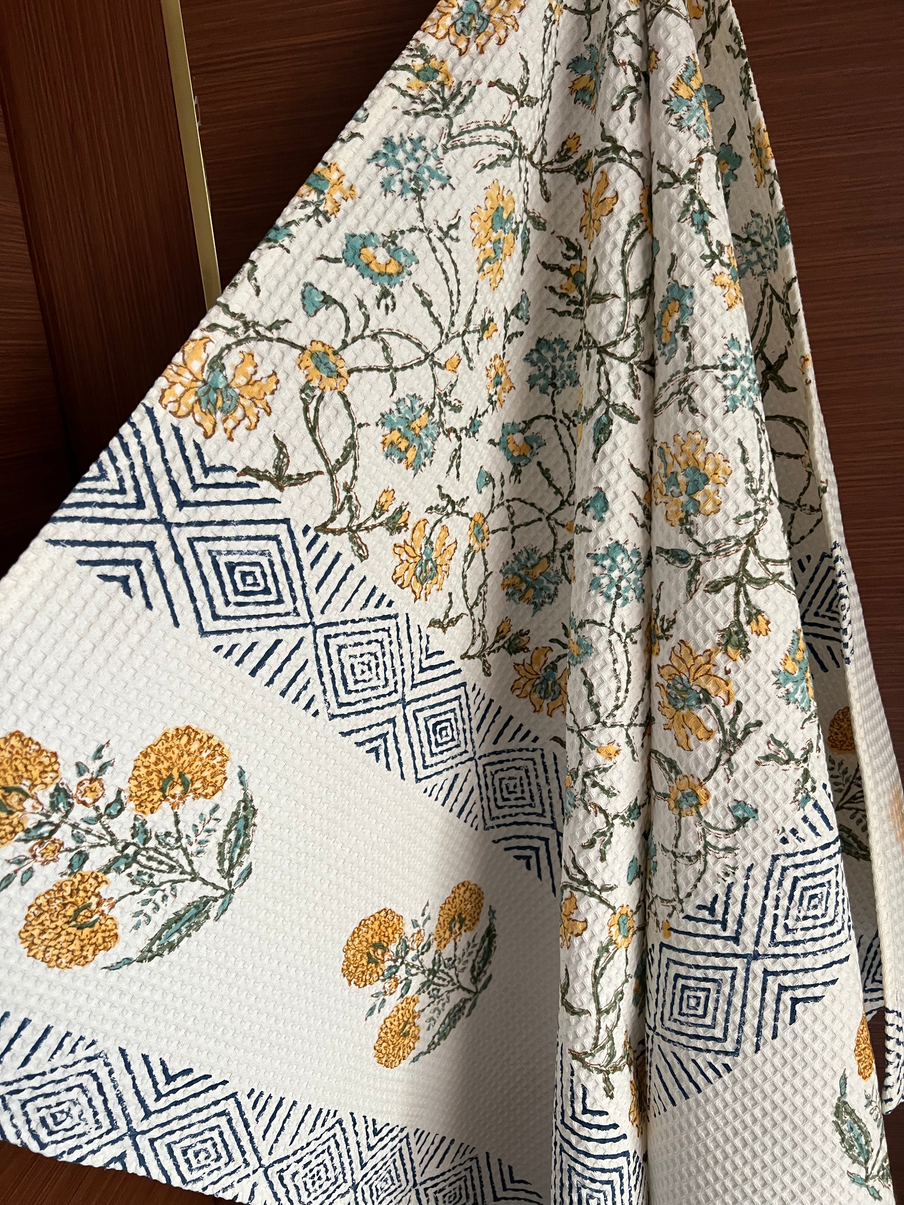 YELLOW MEHRAAB HANDBLOCK PRINTED BODY & HAND TOWEL SET