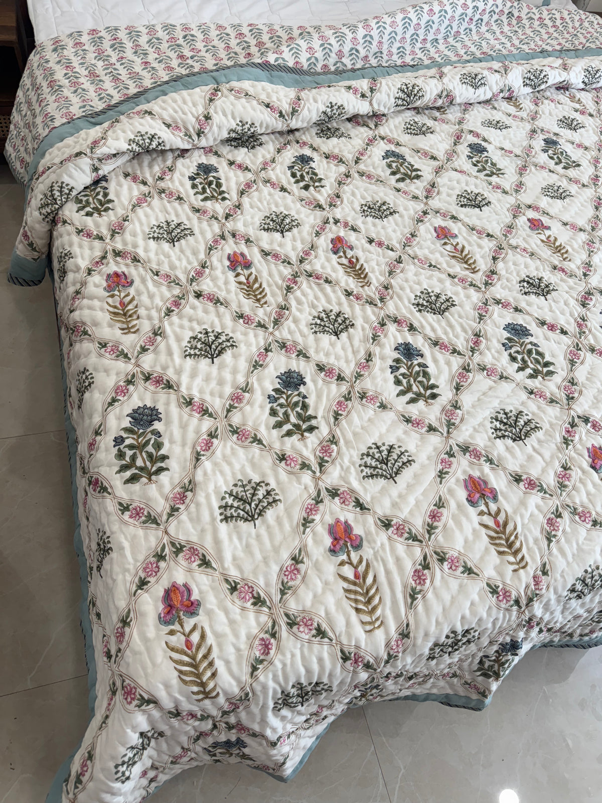 VILASA HAND BLOCK PRINTED REVERSIBLE QUILT (DOUBLE BED)
