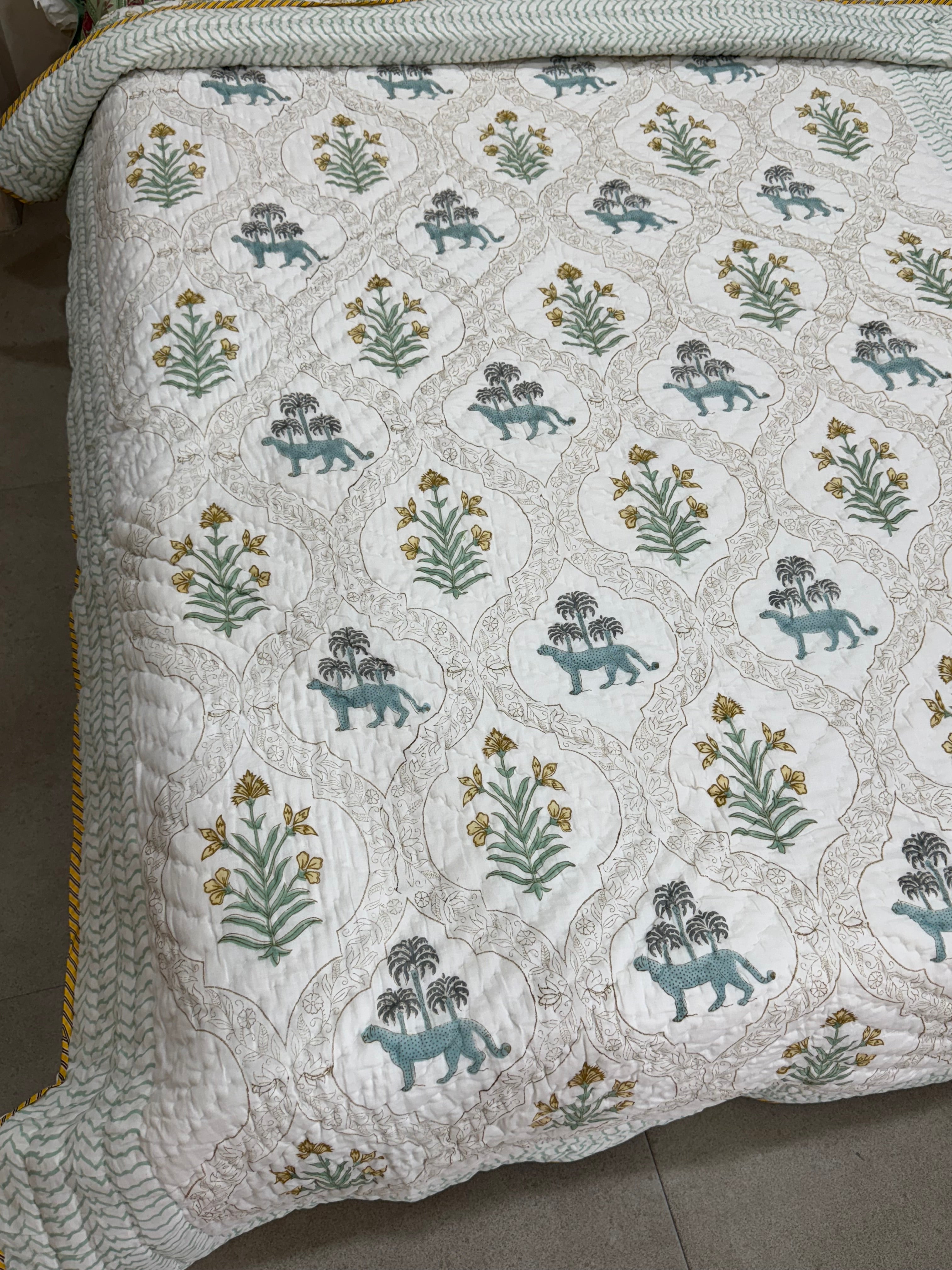 HANDBLOCK PRINTED SINGLE QUILT