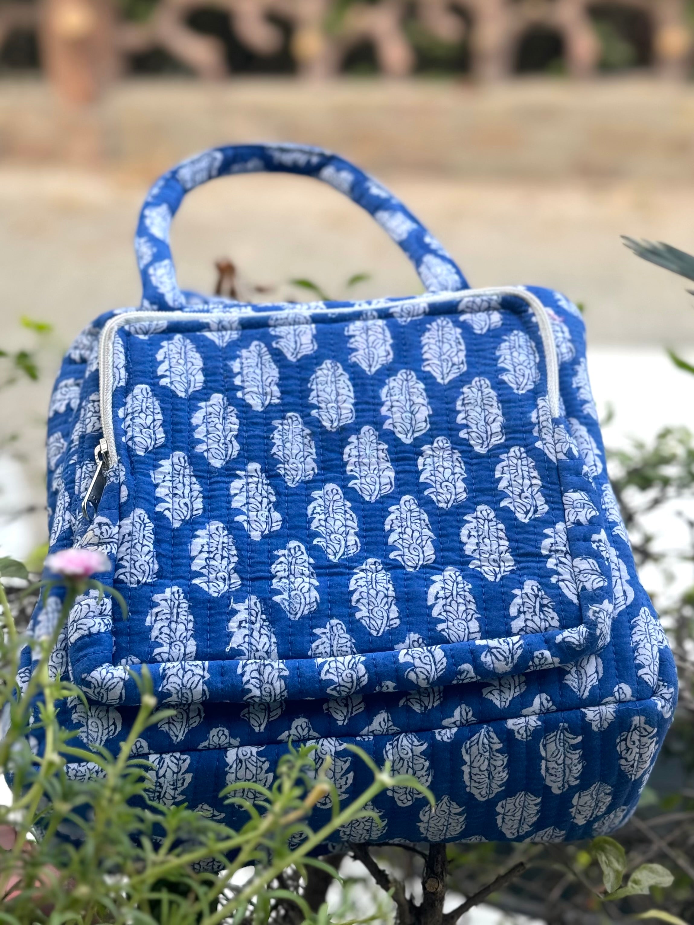 INSULATED LUNCH BAG