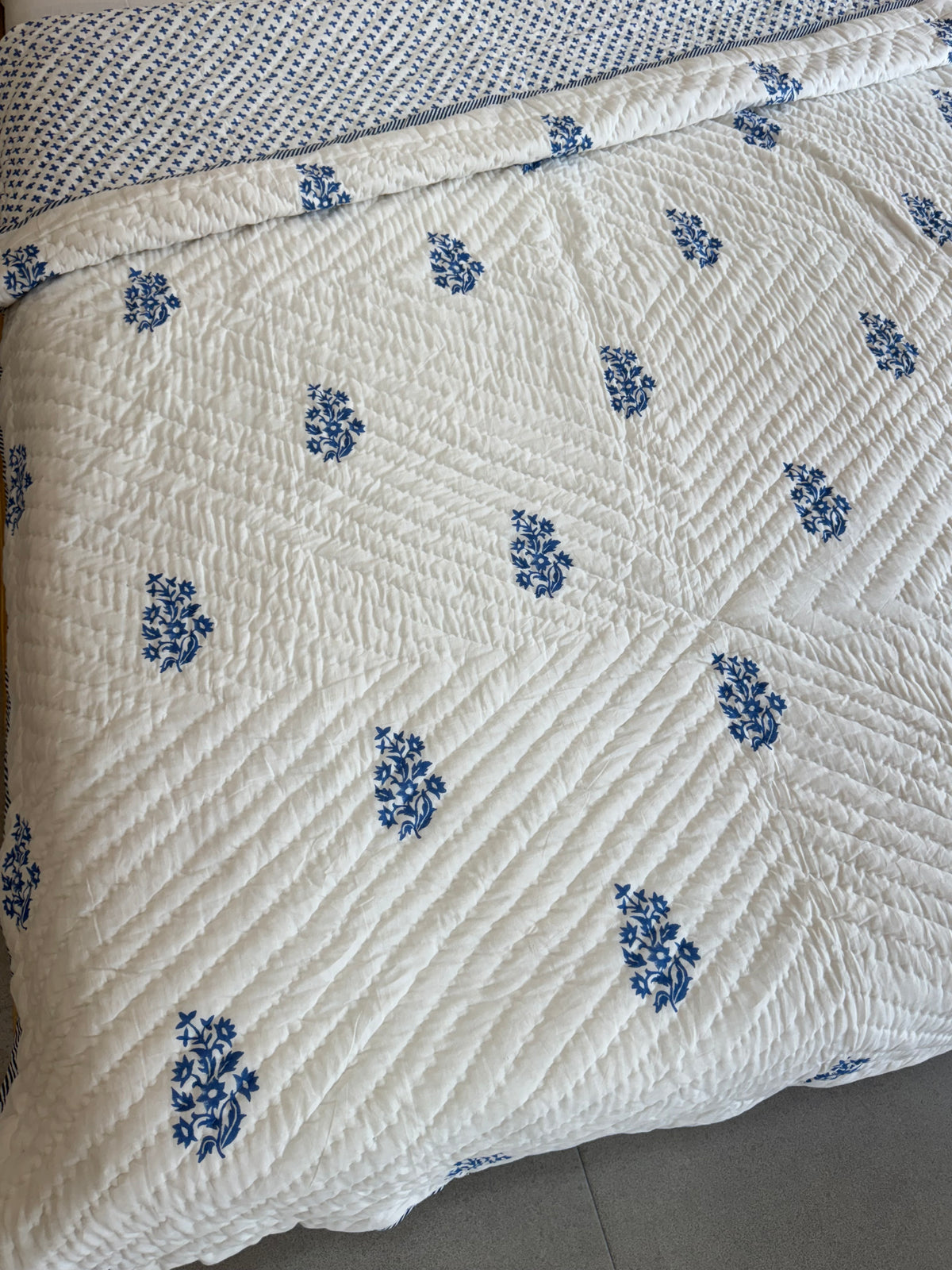 HAND BLOCK PRINTED SINGLE QUILT