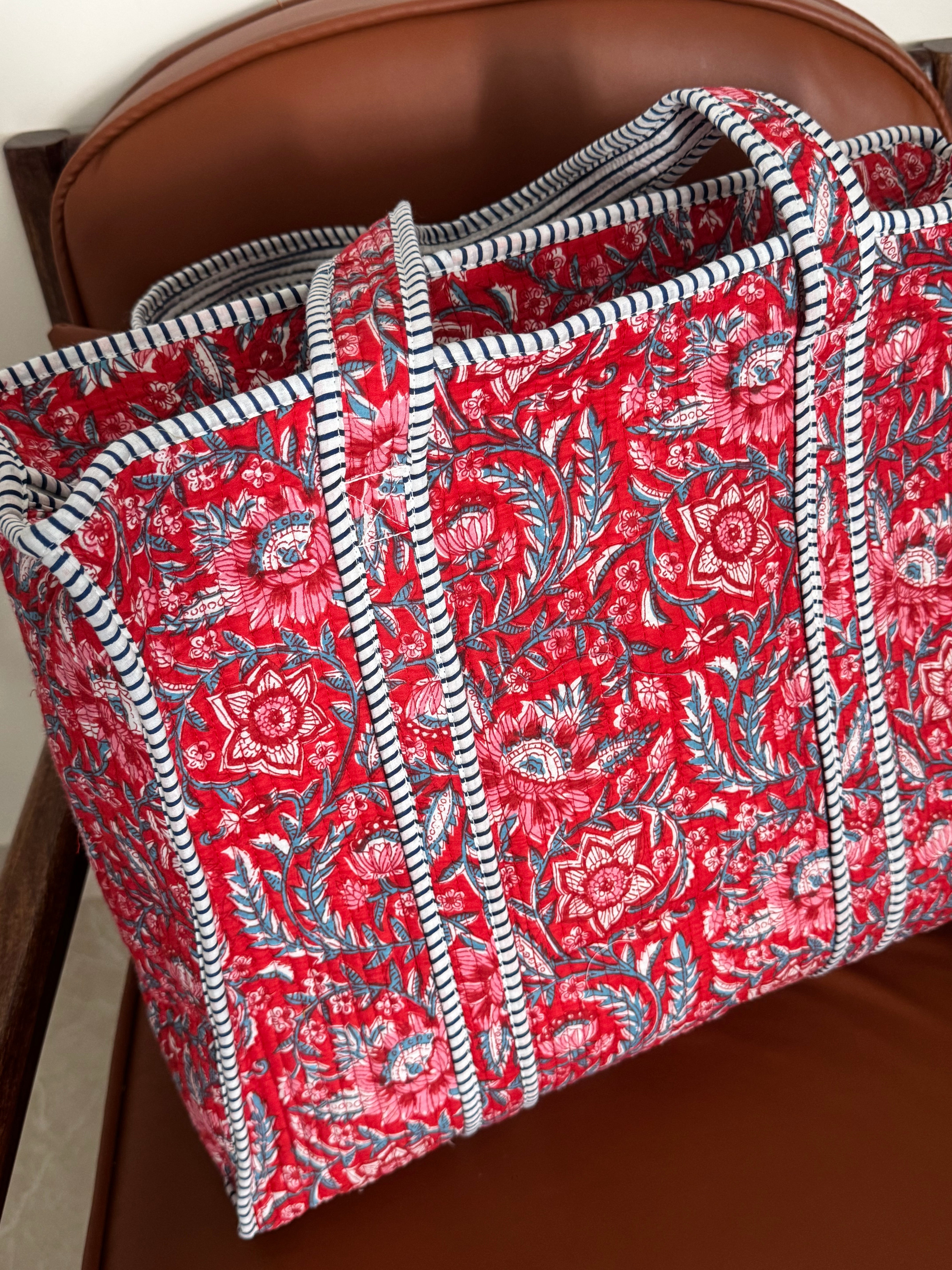 HAND BLOCK PRINTED TOTE BAG WITH ZIP