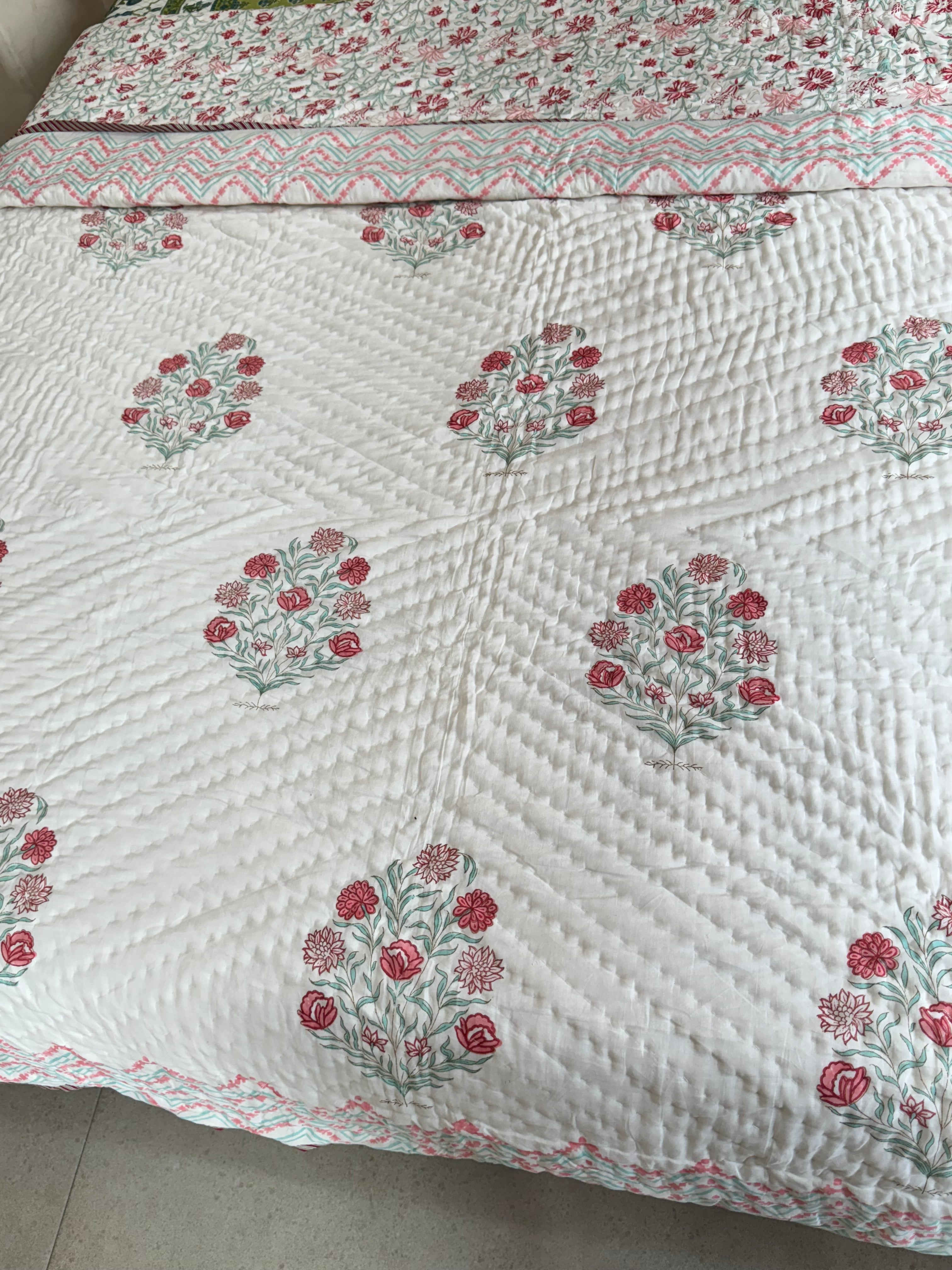 HAND BLOCK PRINTED REVERSIBLE QUILT (DOUBLE BED)