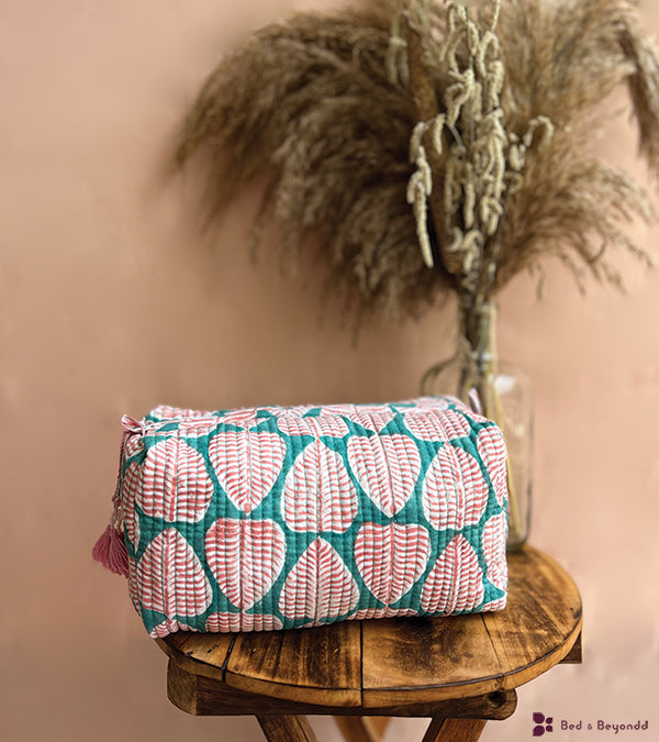 MULTI PURPOSE TOILETRY BAGS