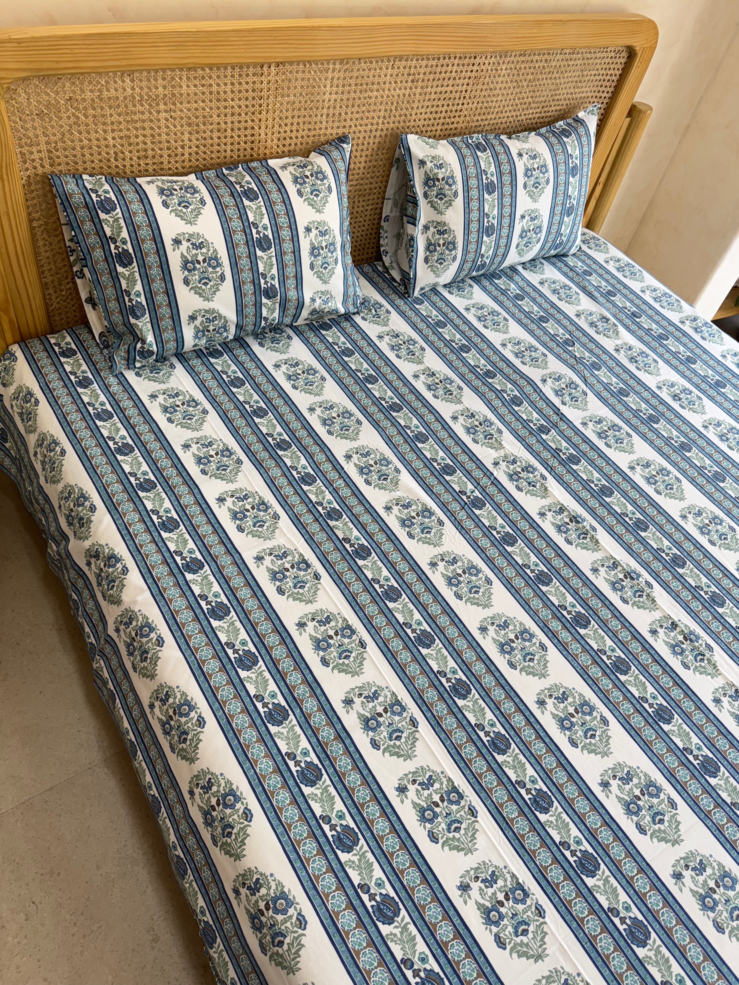 RIWAYAAT BEDSHEET WITH TWO REVERSIBLE PILLOW COVERS