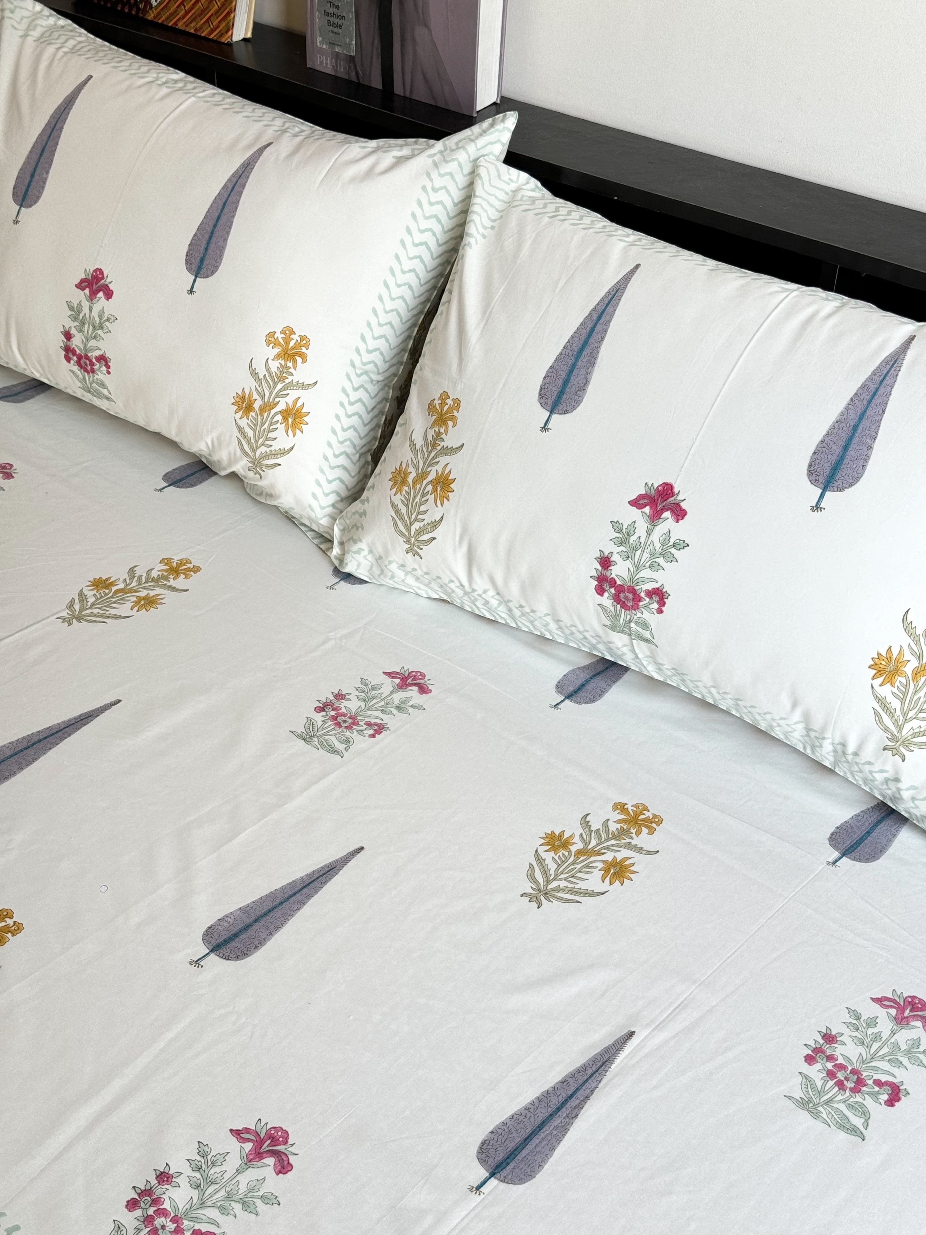 VAMIKA HAND BLOCK PRINTED BEDSHEET WITH TWO REVERSIBLE PILLOW COVERS