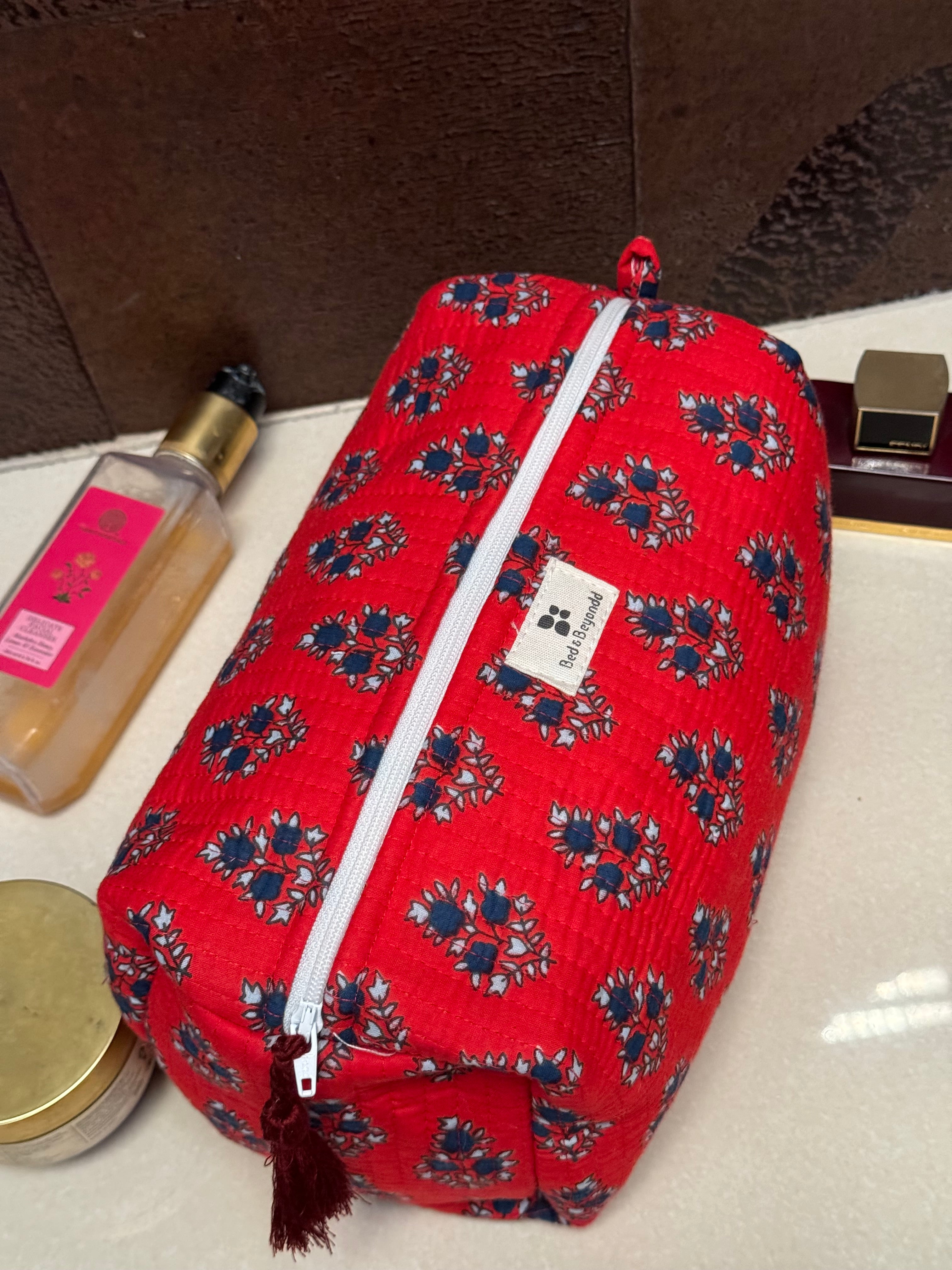 MULTI PURPOSE TOILETRY BAGS