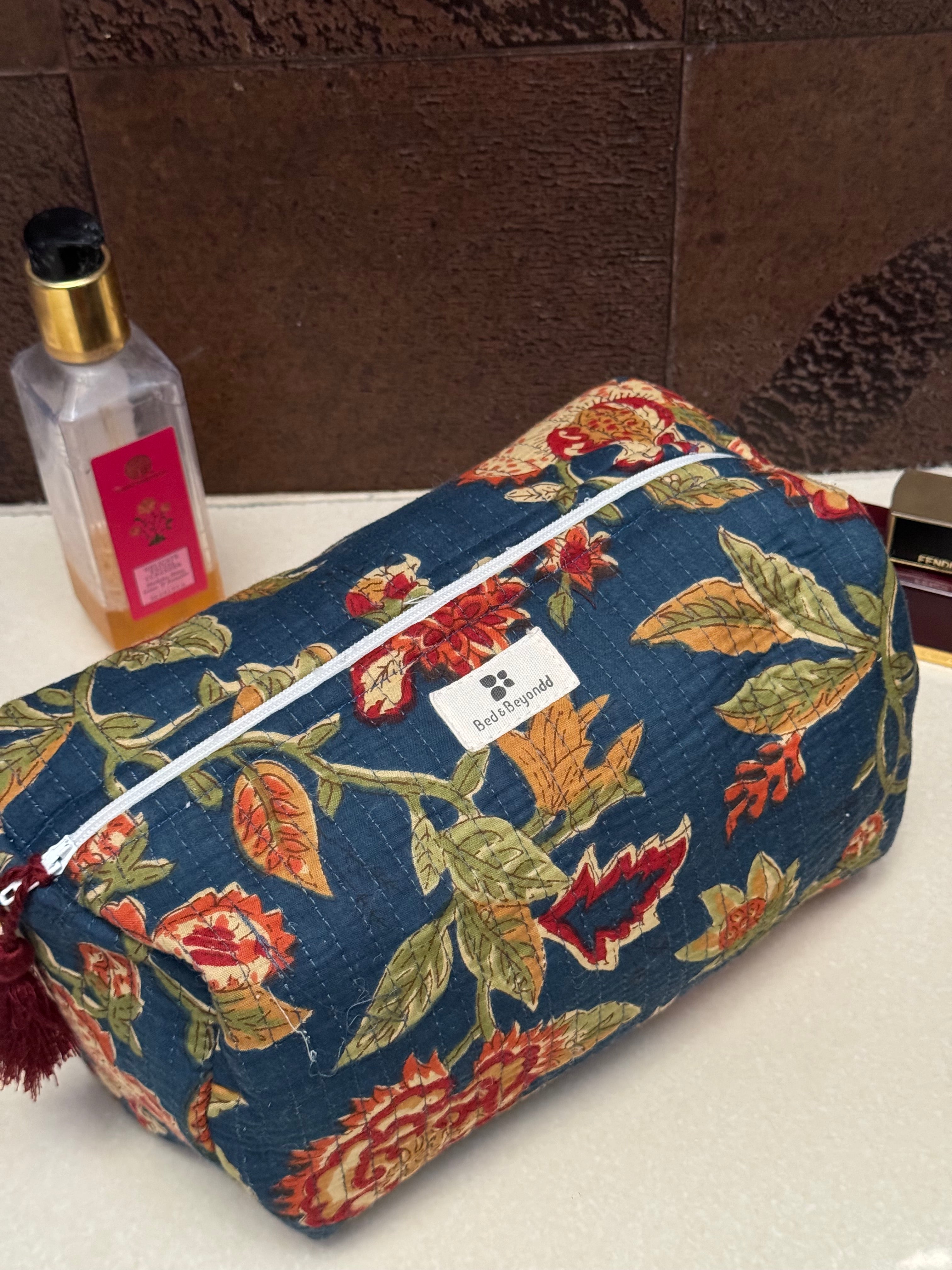 MULTI PURPOSE TOILETRY BAGS