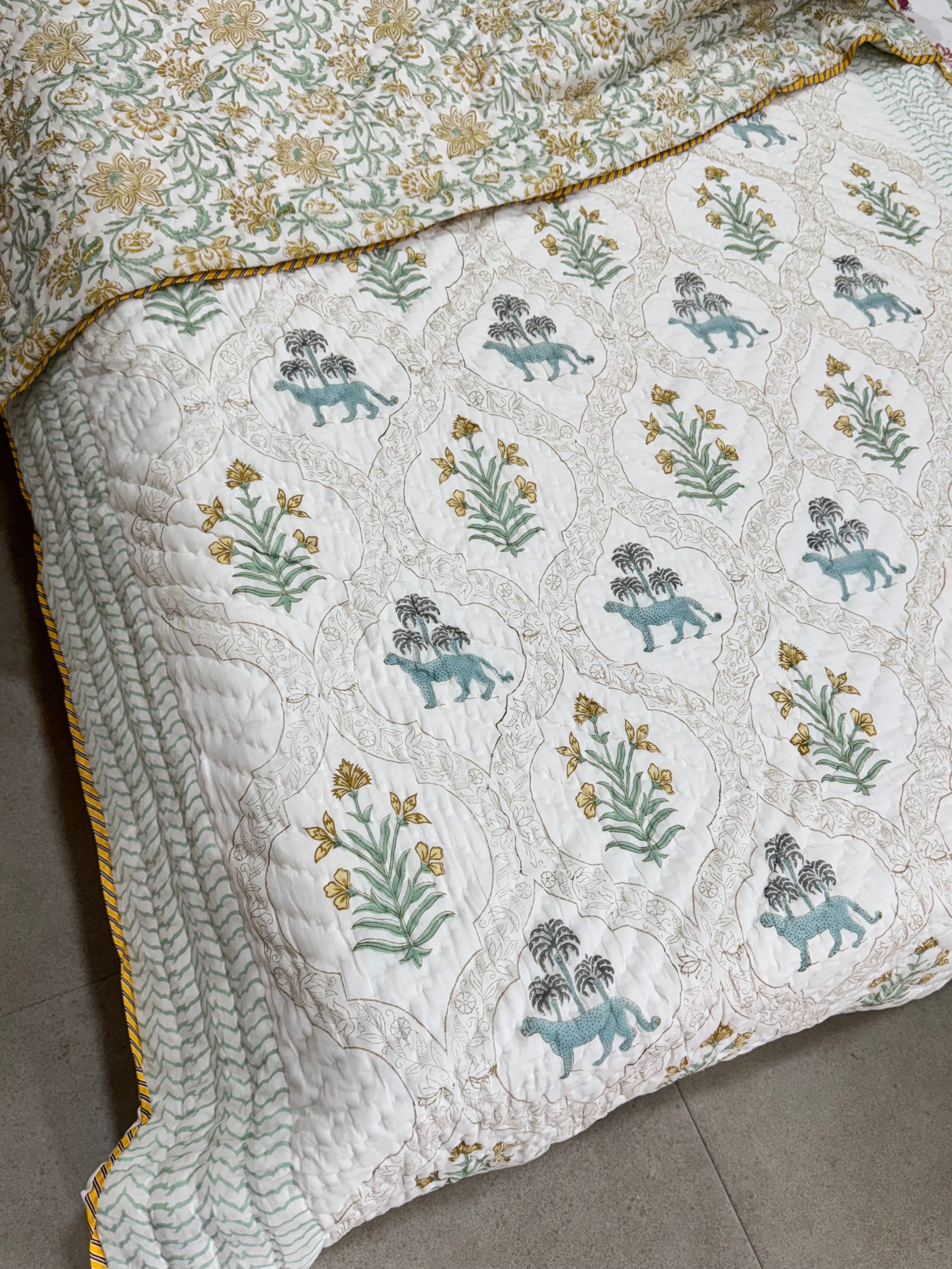 HANDBLOCK PRINTED SINGLE QUILT