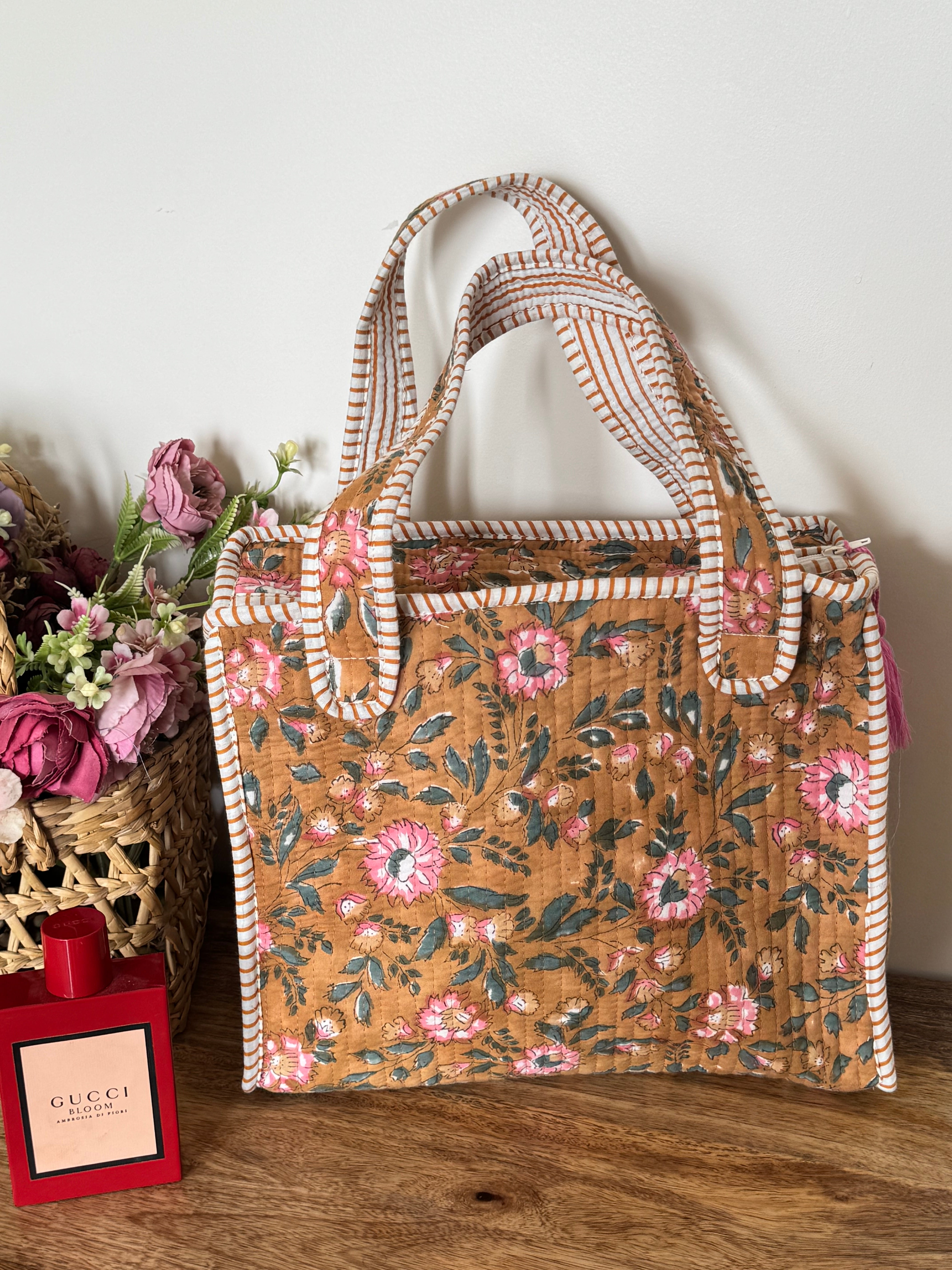 MINI TOTE BAG WITH ZIP