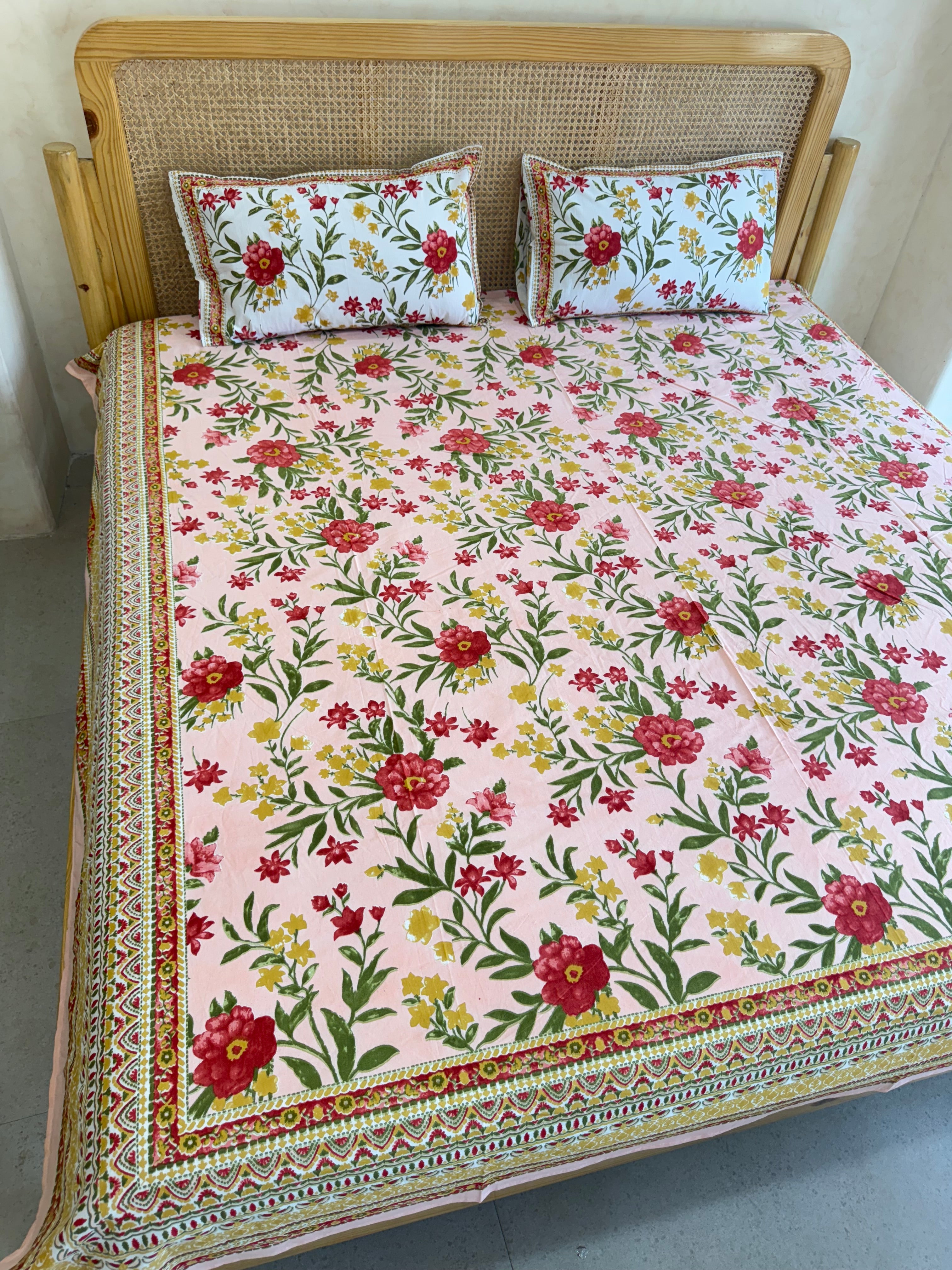 RIWAYAAT BEDSHEET WITH TWO REVERSIBLE PILLOW COVERS