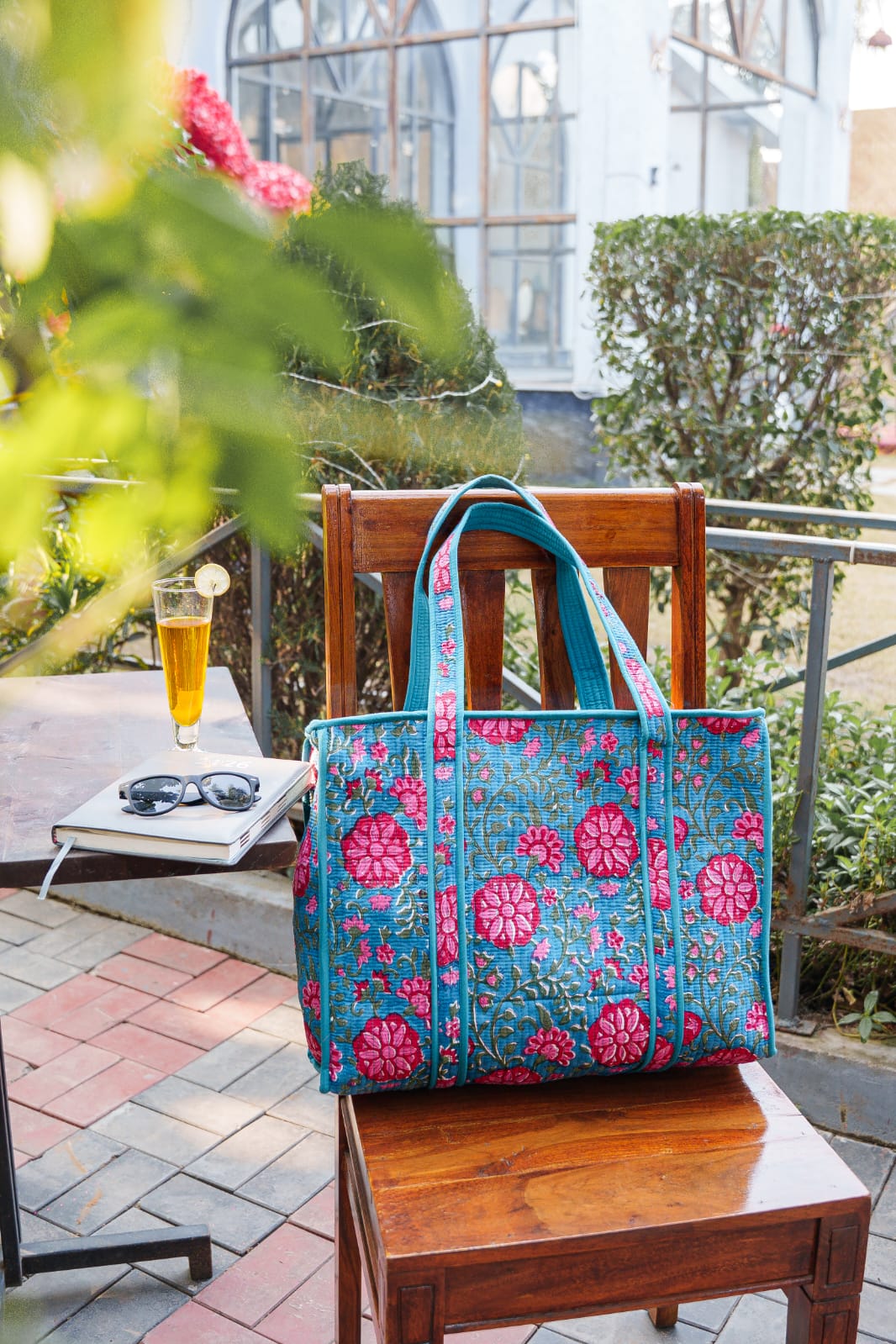HAND BLOCK PRINTED TOTE BAG WITH ZIP