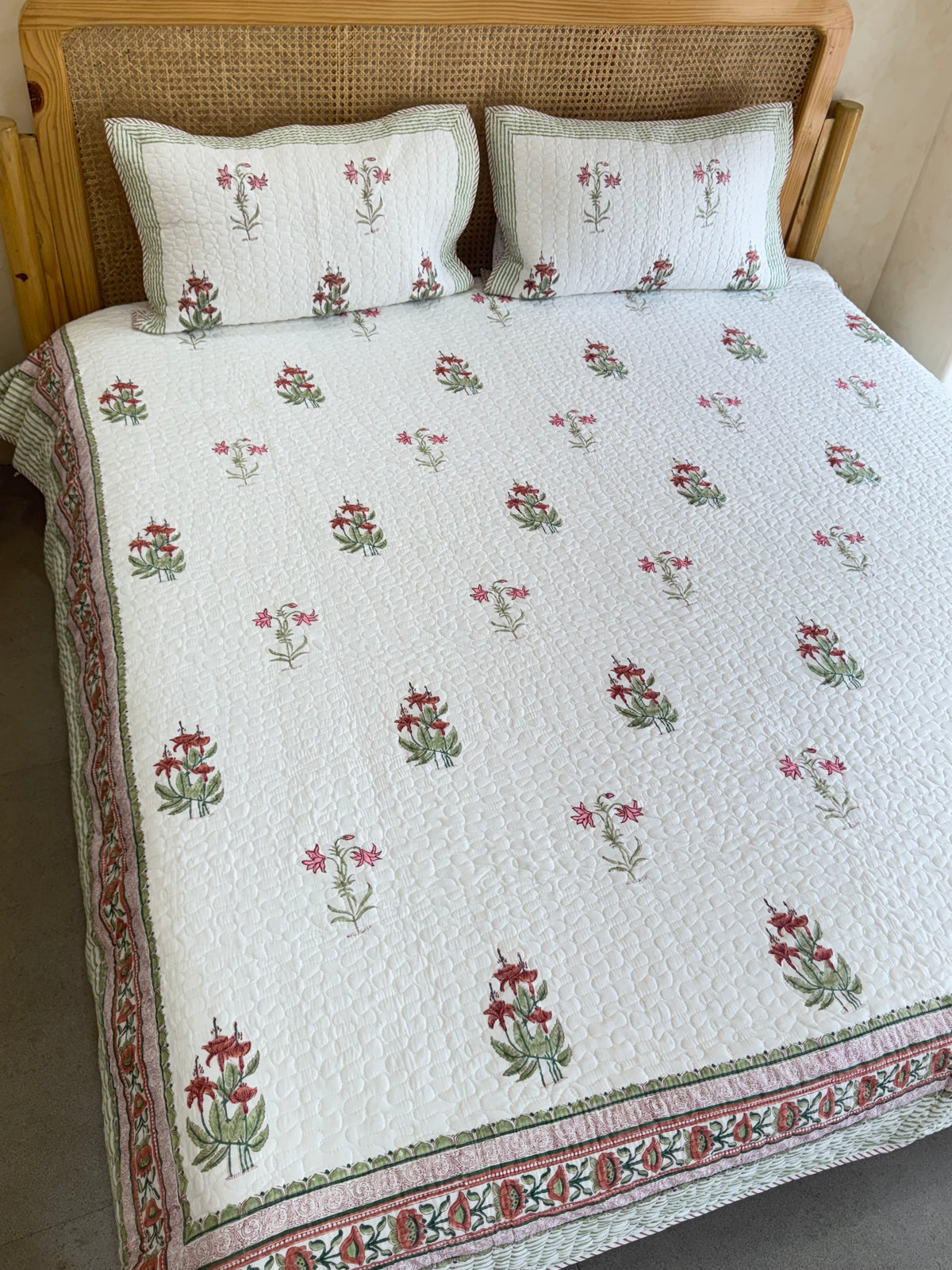 HANDBLOCK PRINTED QUILTED BEDCOVER 90*108 inches