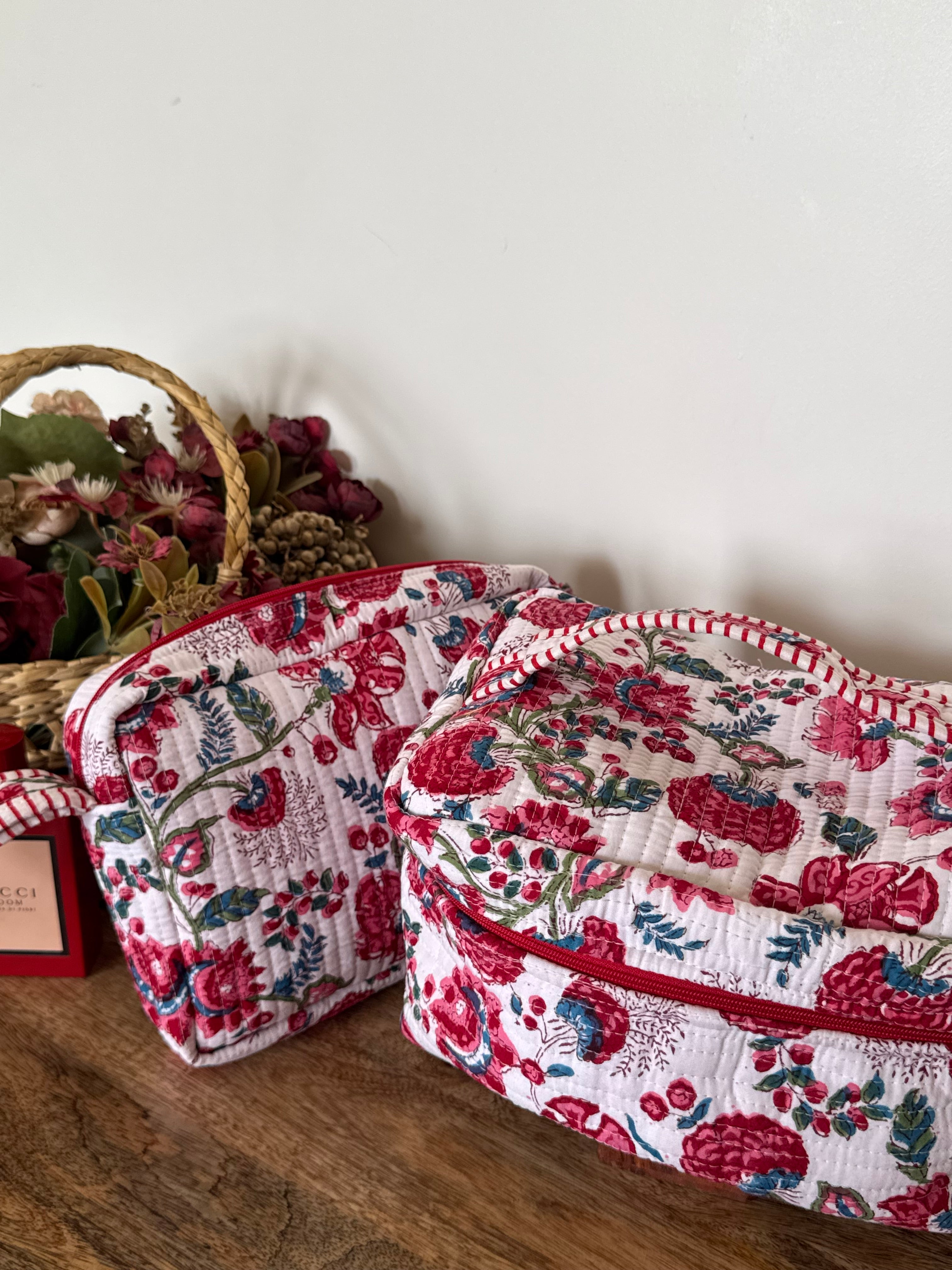 VANITY BAG & TRAVEL POUCH COMBO SET