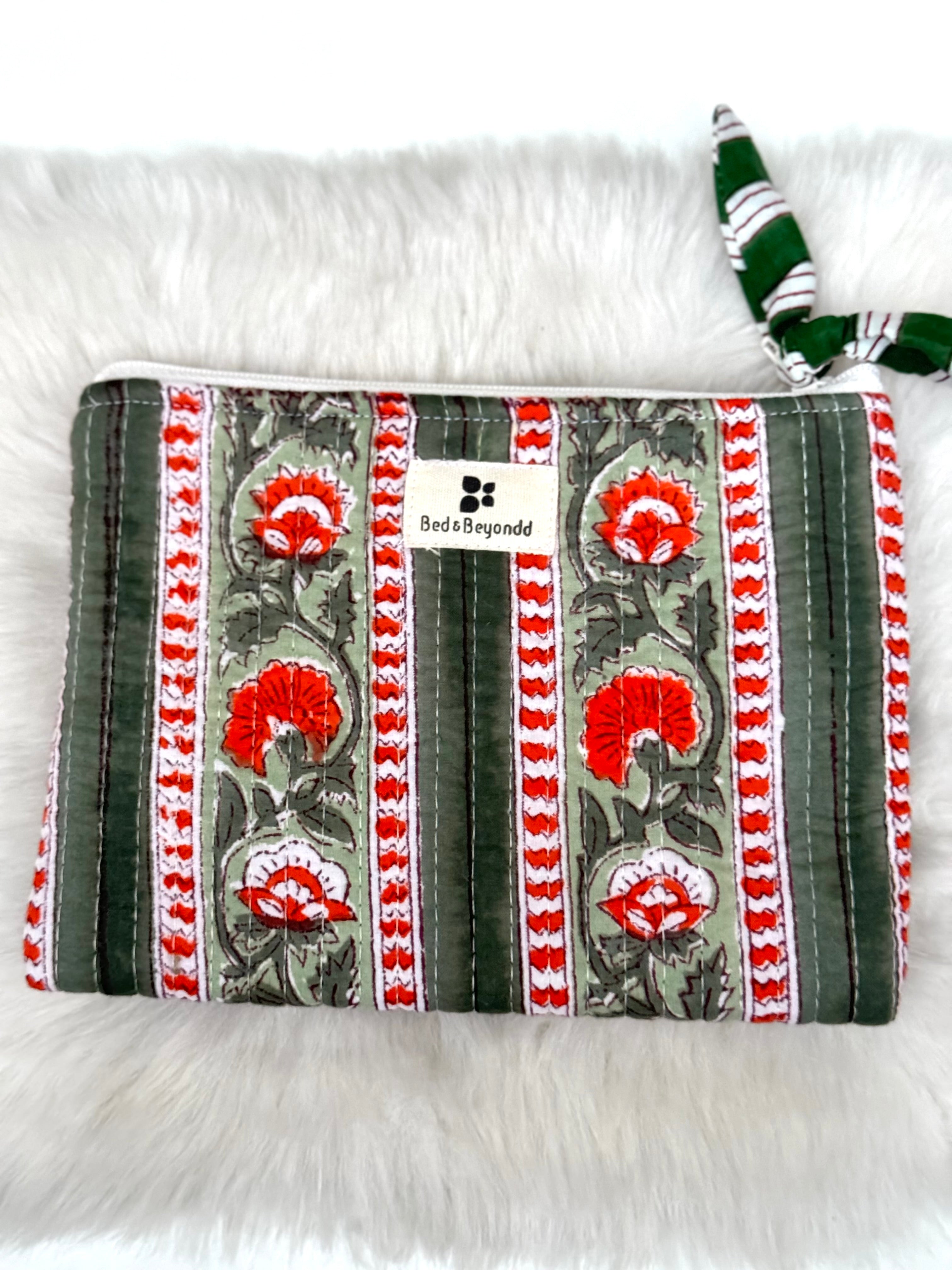 FLAT POUCH - SET OF THREE