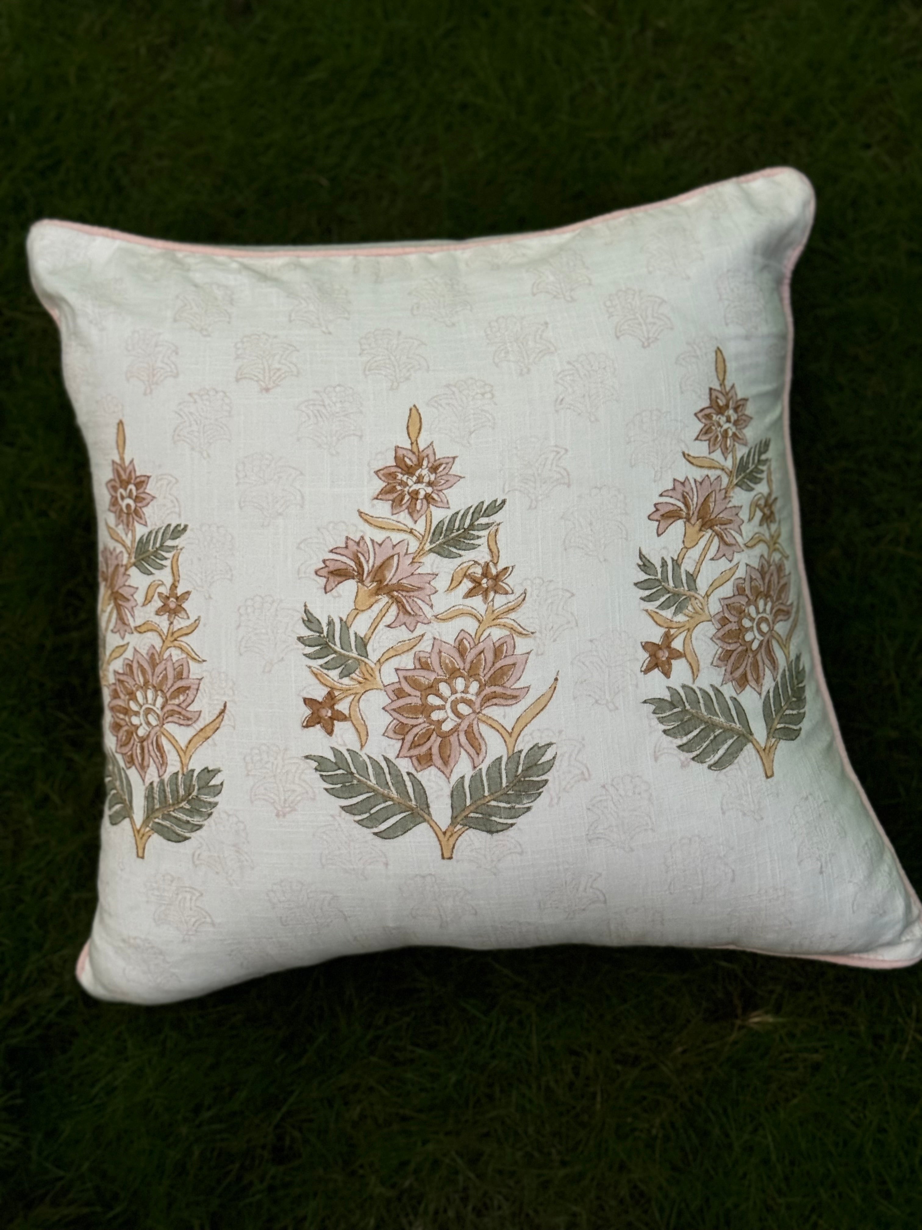 A PAIR OF HANDBLOCK PRINTED 16*16 INCHES CUSHION COVER