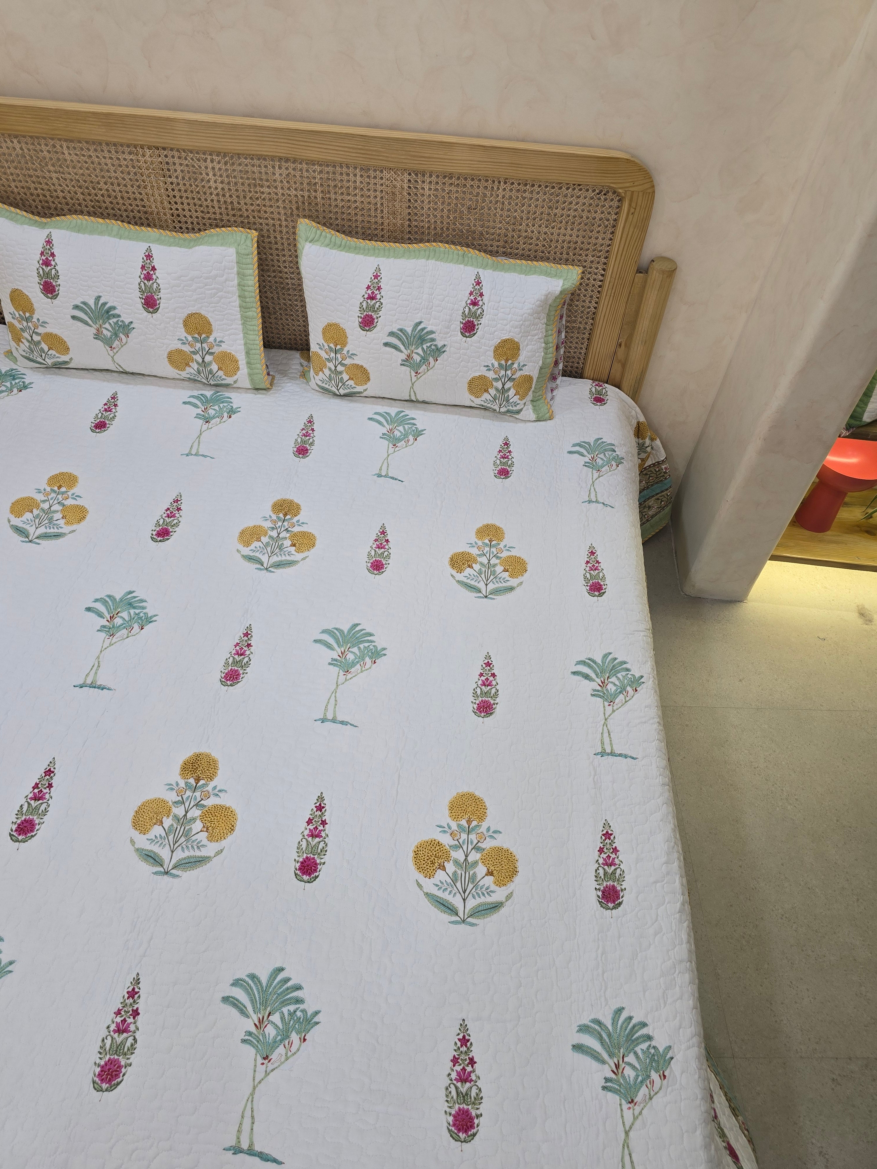 HANDBLOCK PRINTED REVERSIBLE QUILTED BEDCOVER 108*108