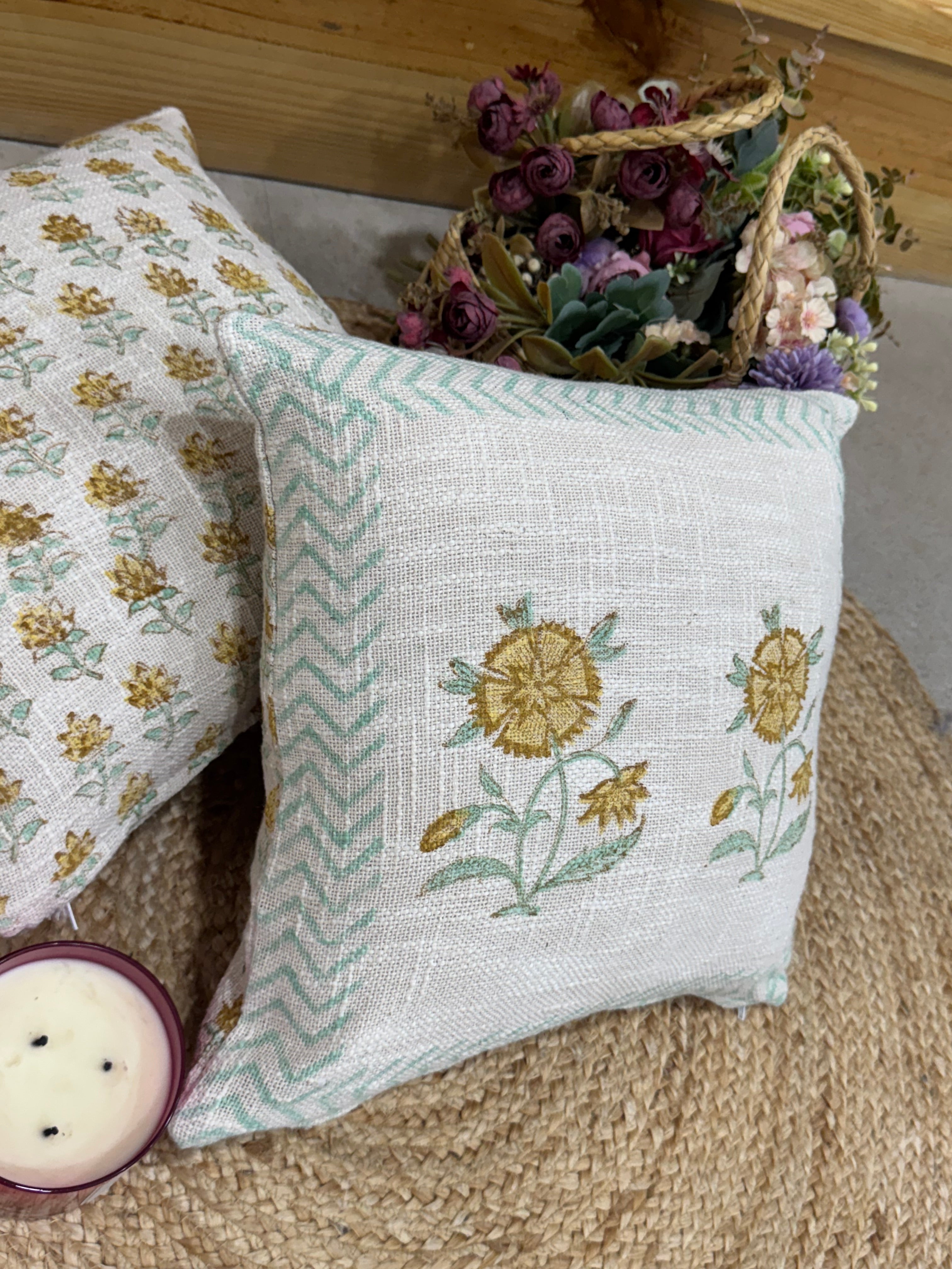 A PAIR OF HANDBLOCK PRINTED 16*16 INCHES JUTE CUSHION COVER