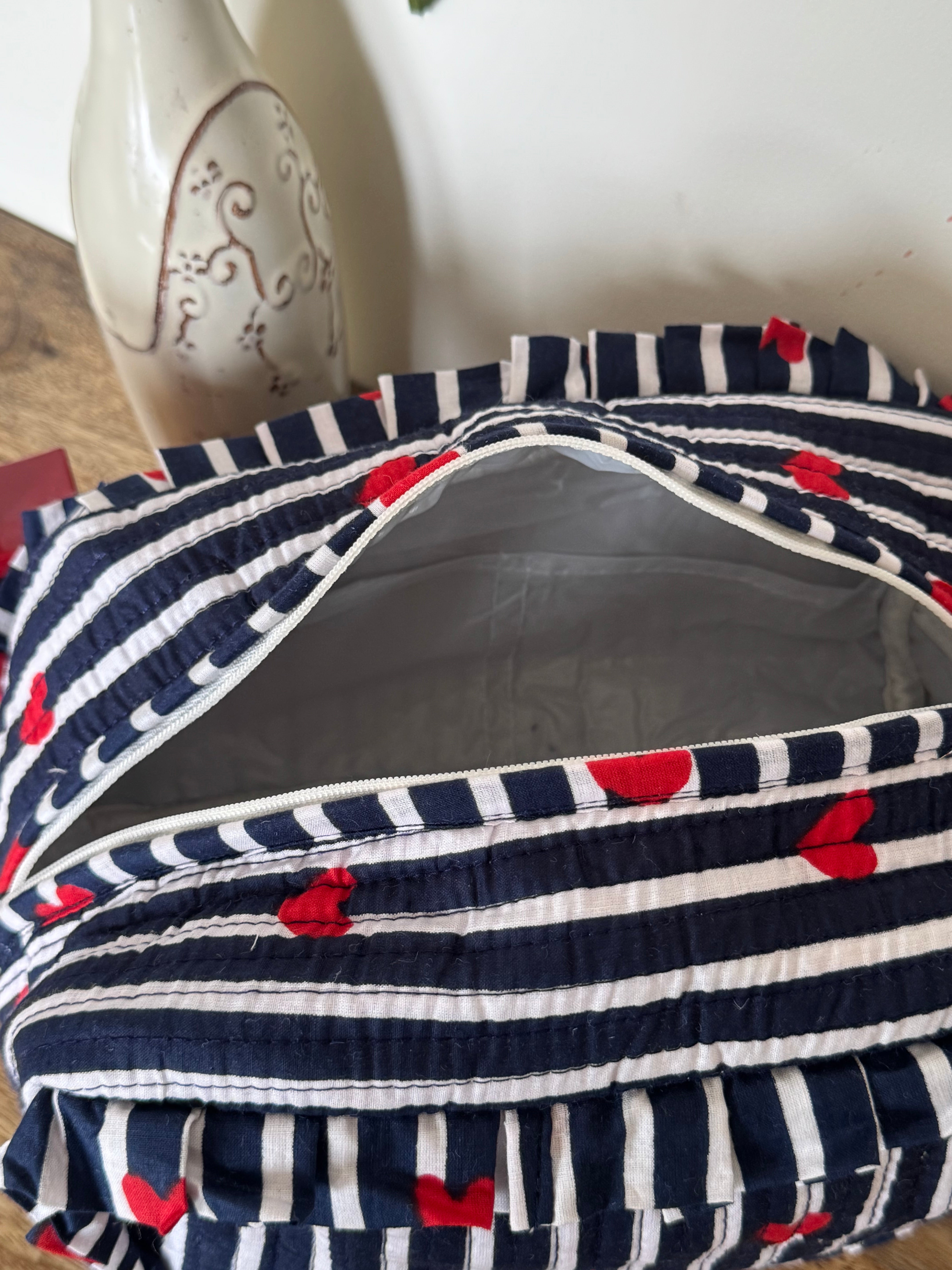 FRILL TOILETRY BAG