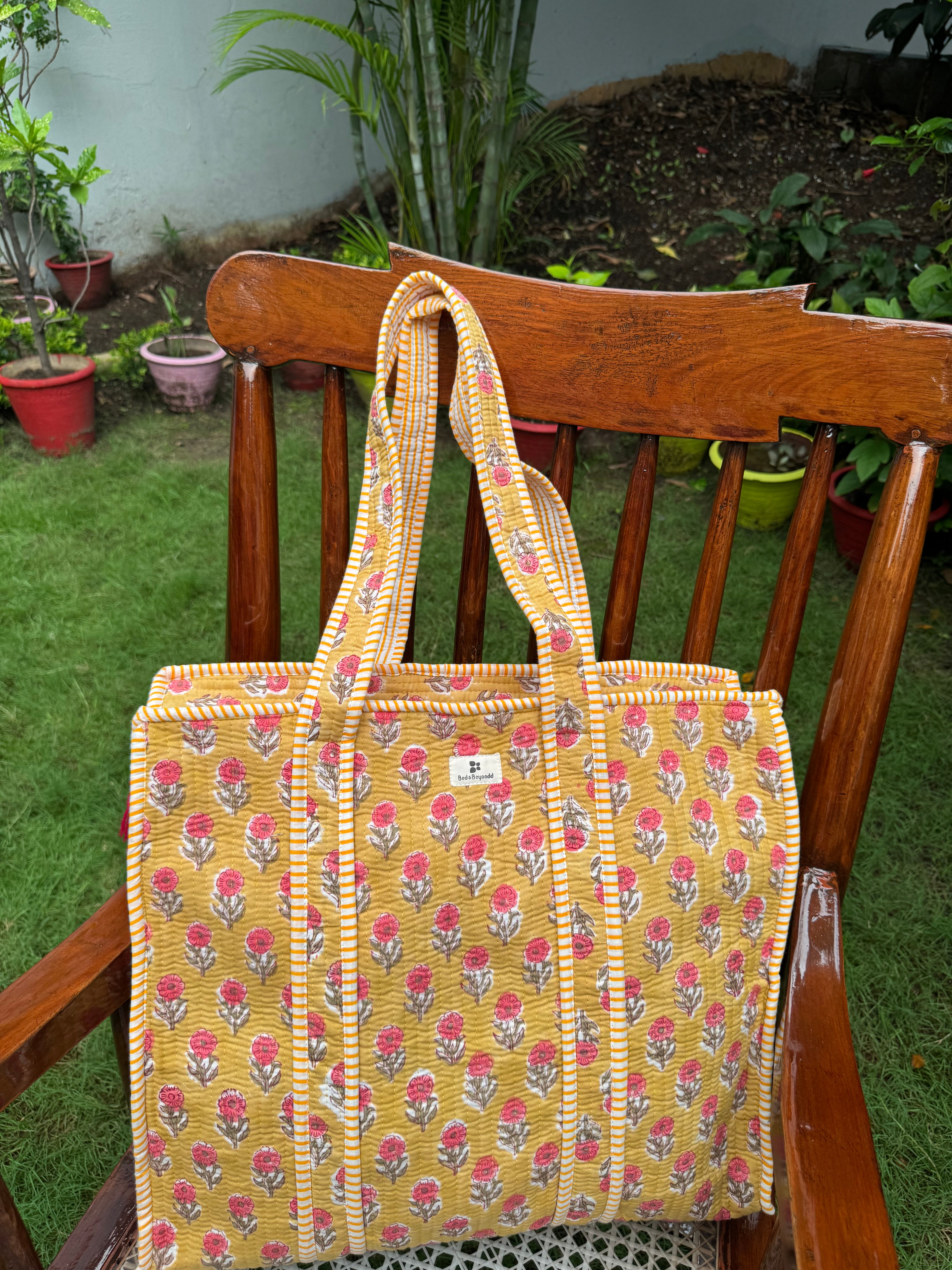 HAND BLOCK PRINTED TOTE BAG WITH ZIP