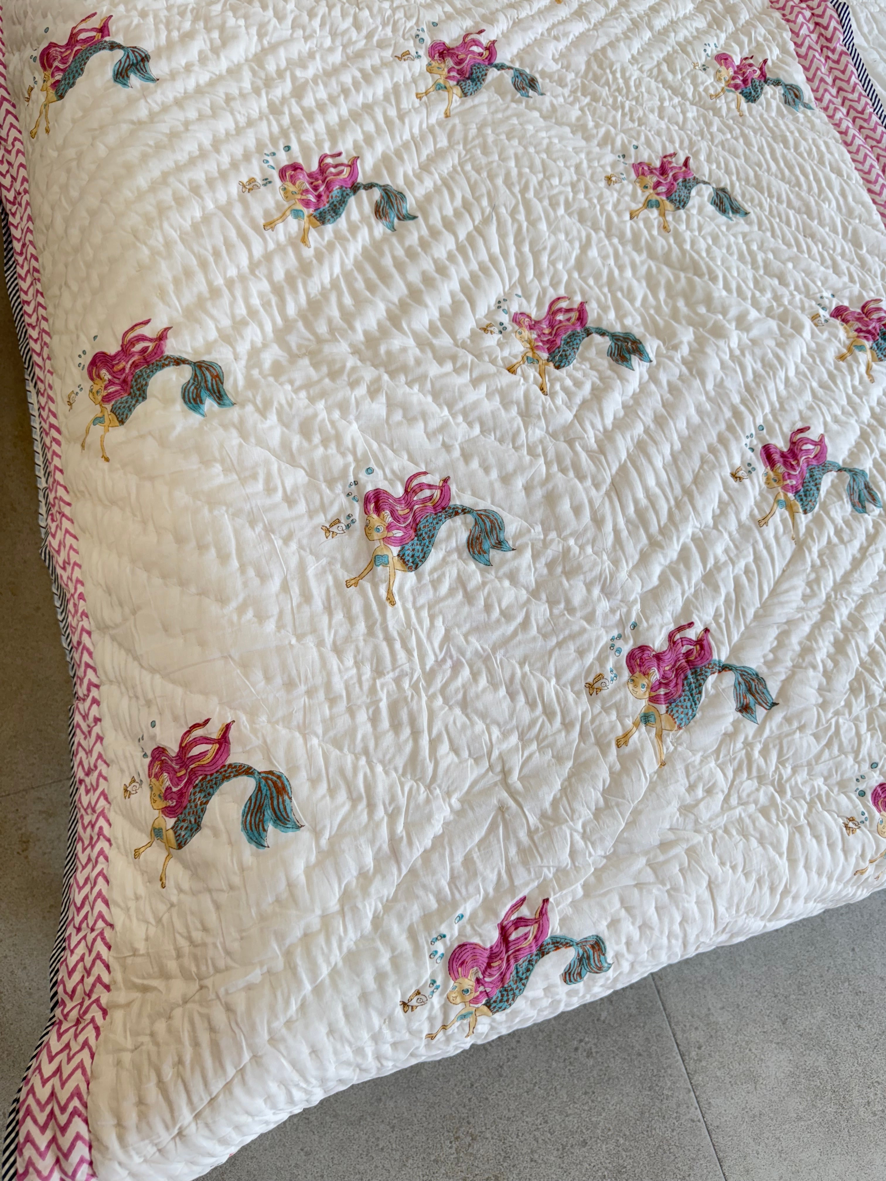 MERMID HANDBLOCK PRINTED REVERSIBLE MULMUL BABY QUILT (1 Year to 5 Years)