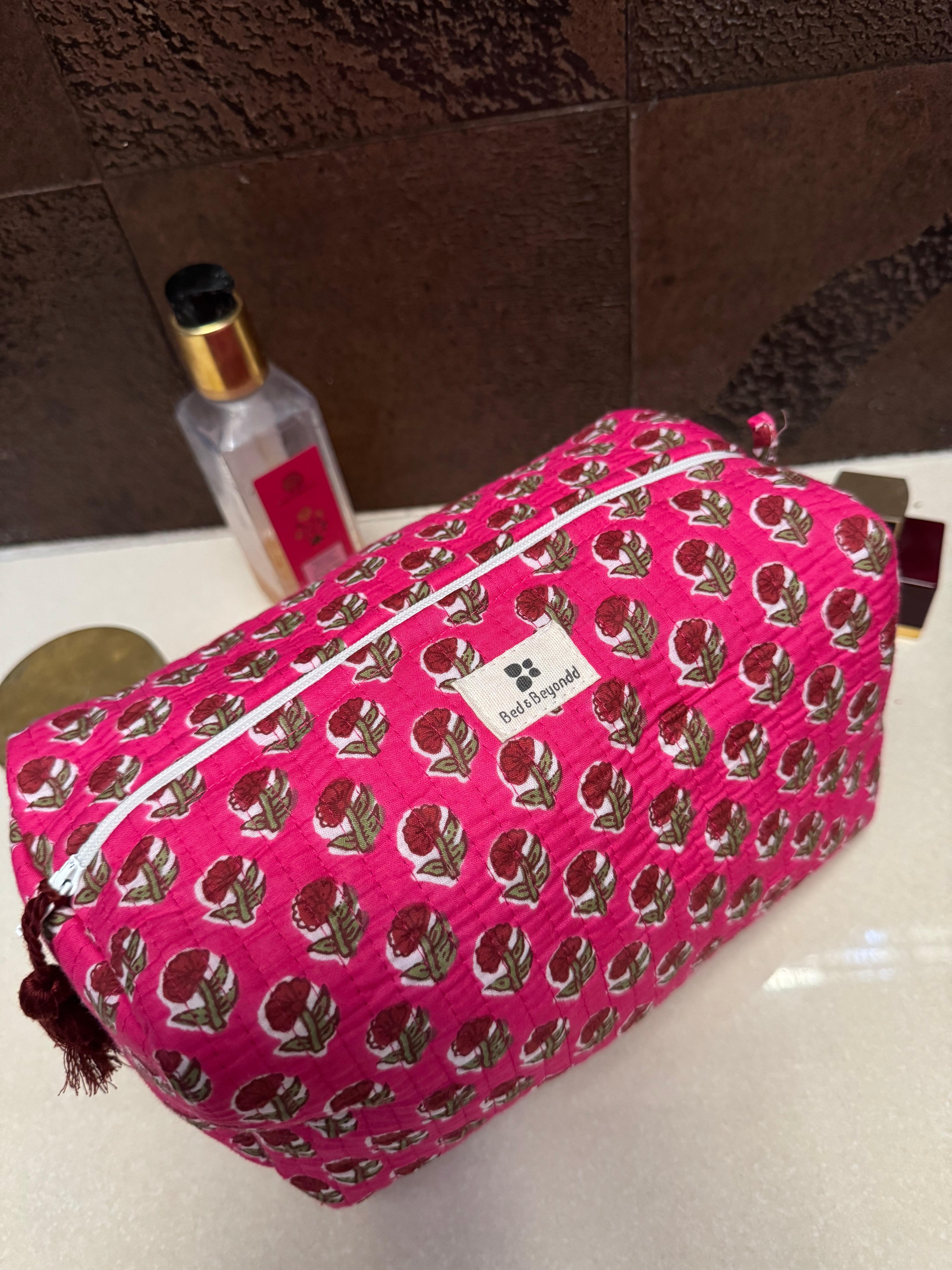 MULTI PURPOSE TOILETRY BAGS