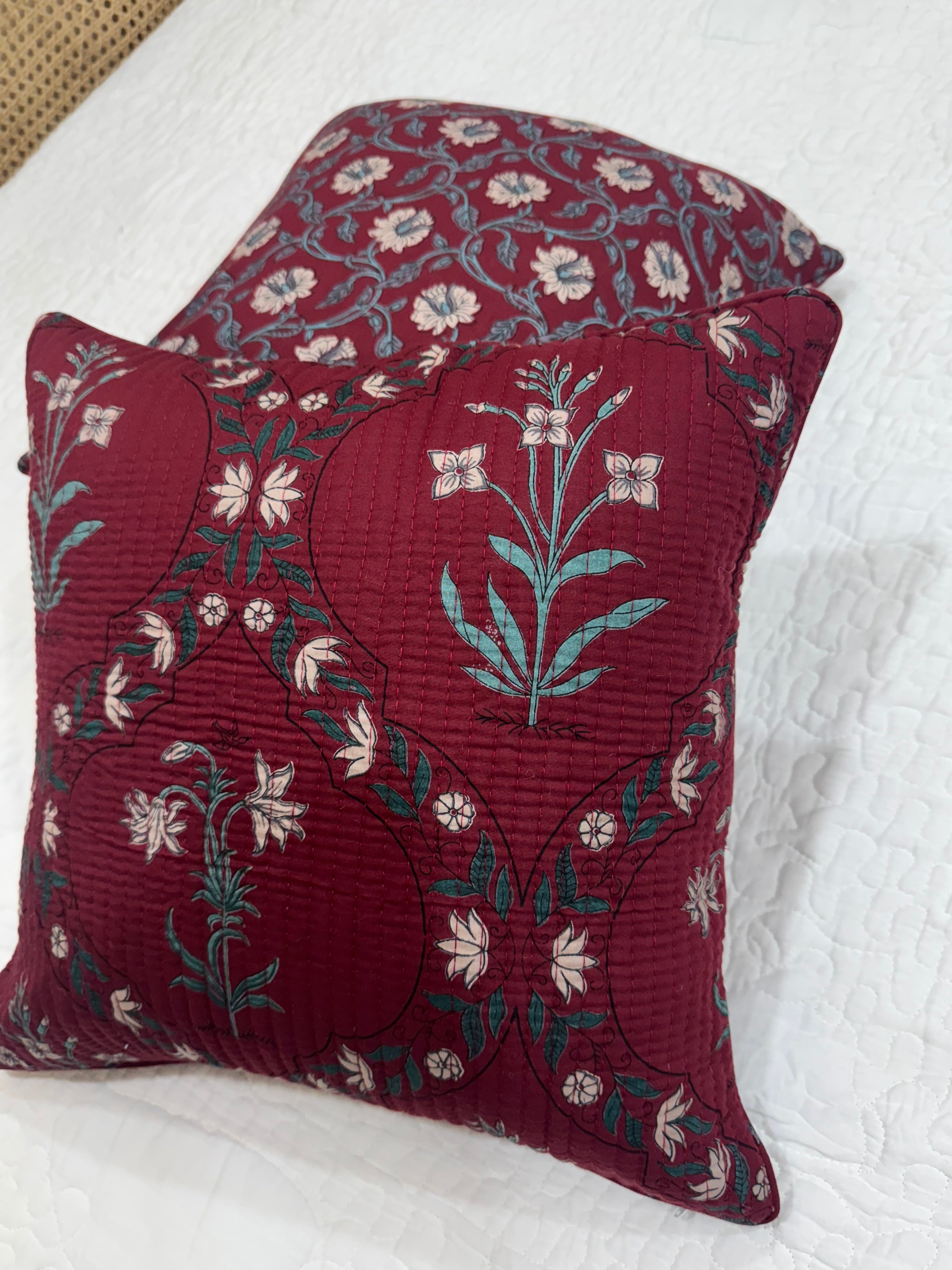 KANAK - SINGLE PIECE QUILTED 16 BY 16 INCHES CUSHION COVER