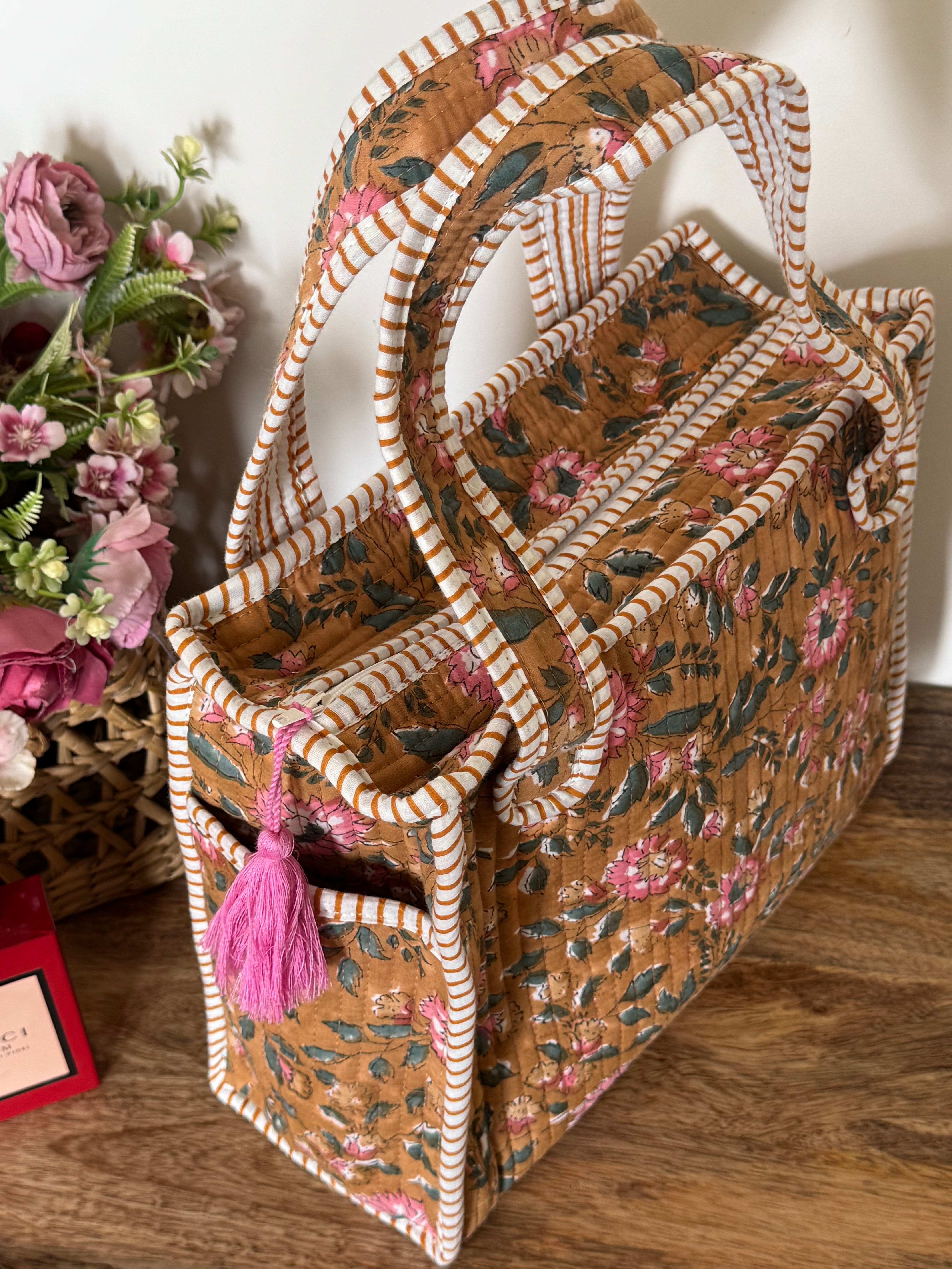 MINI TOTE BAG WITH ZIP