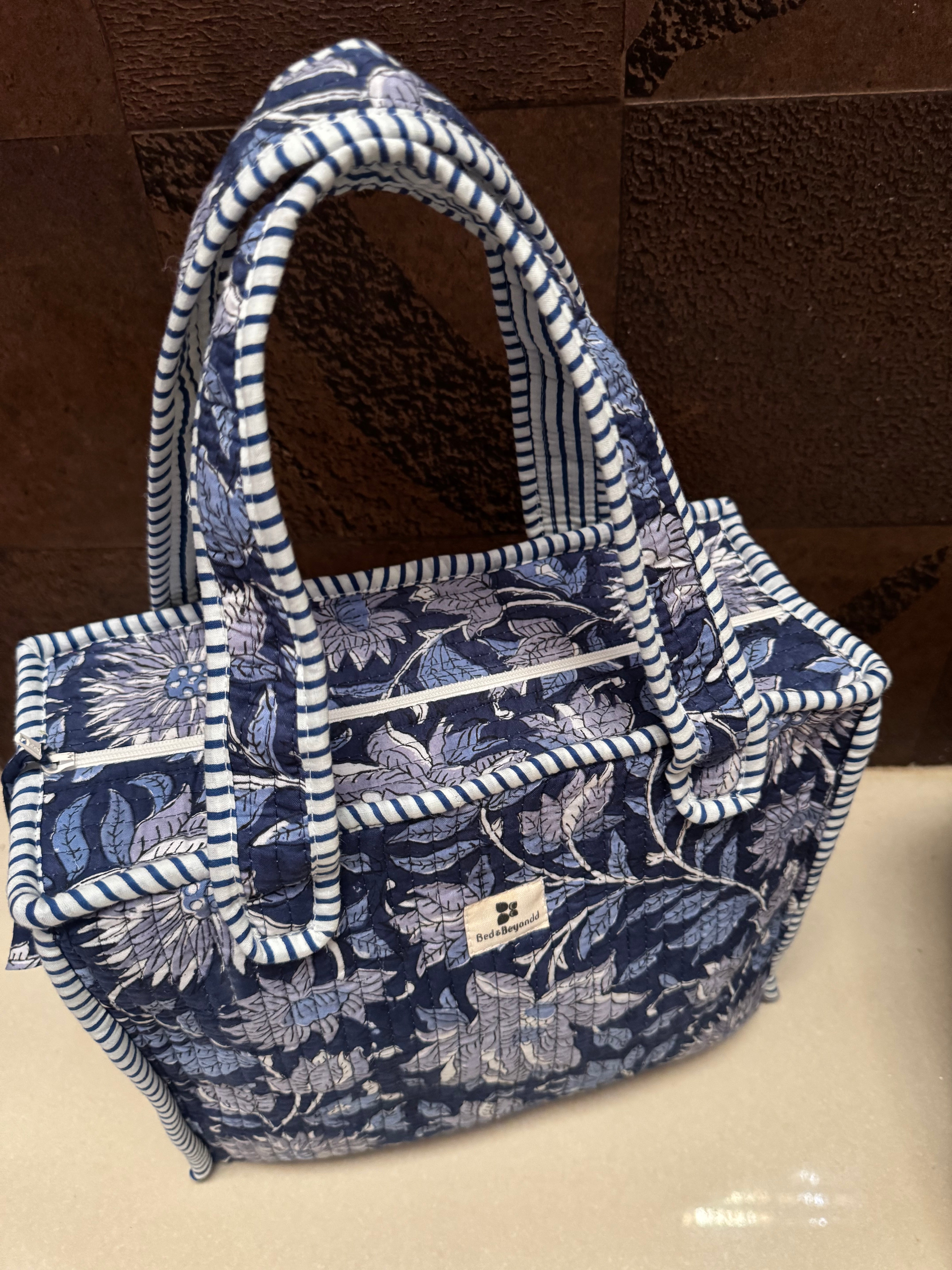 MINI TOTE BAG WITH ZIP