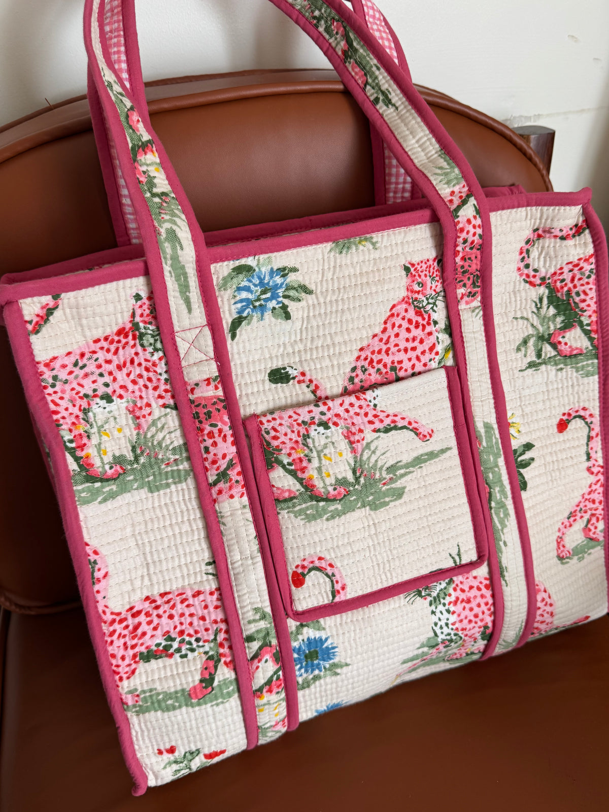 MEDIUM TOTE BAG WITH THREE POCKETS