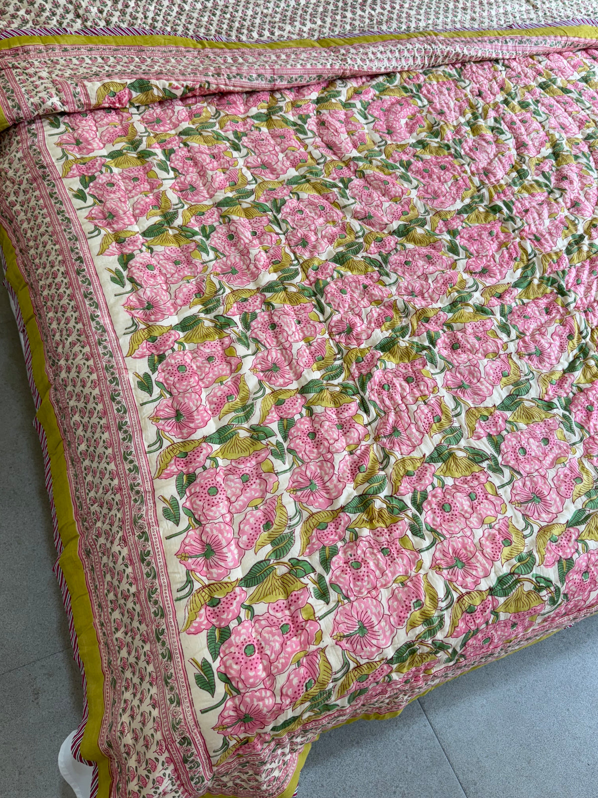 FESTIVE HAND BLOCK PRINTED REVERSIBLE QUILT (DOUBLE BED)