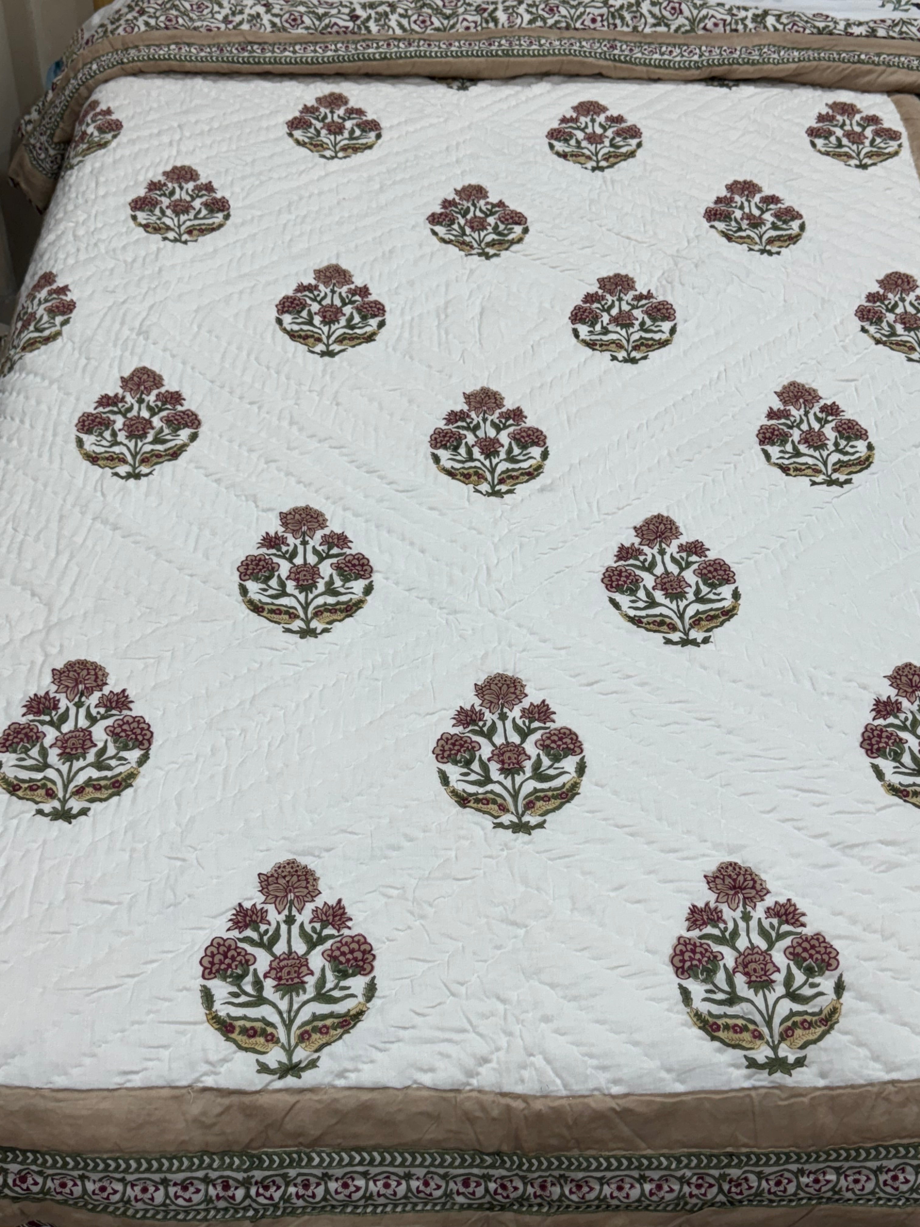 HANDBLOCK PRINTED SINGLE QUILT