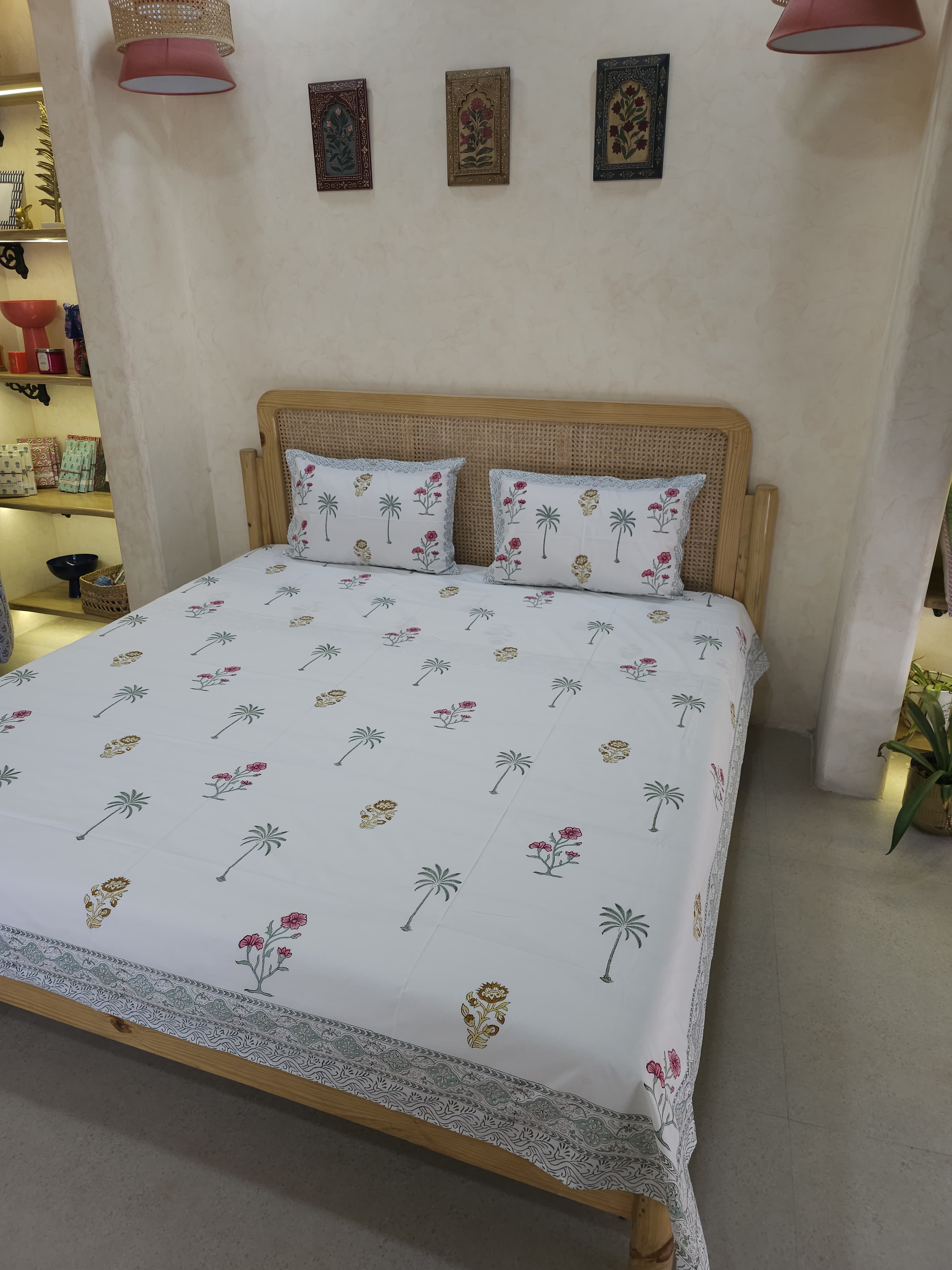 PALM HAND BLOCK PRINTED BEDSHEET WITH TWO REVERSIBLE PILLOW COVERS