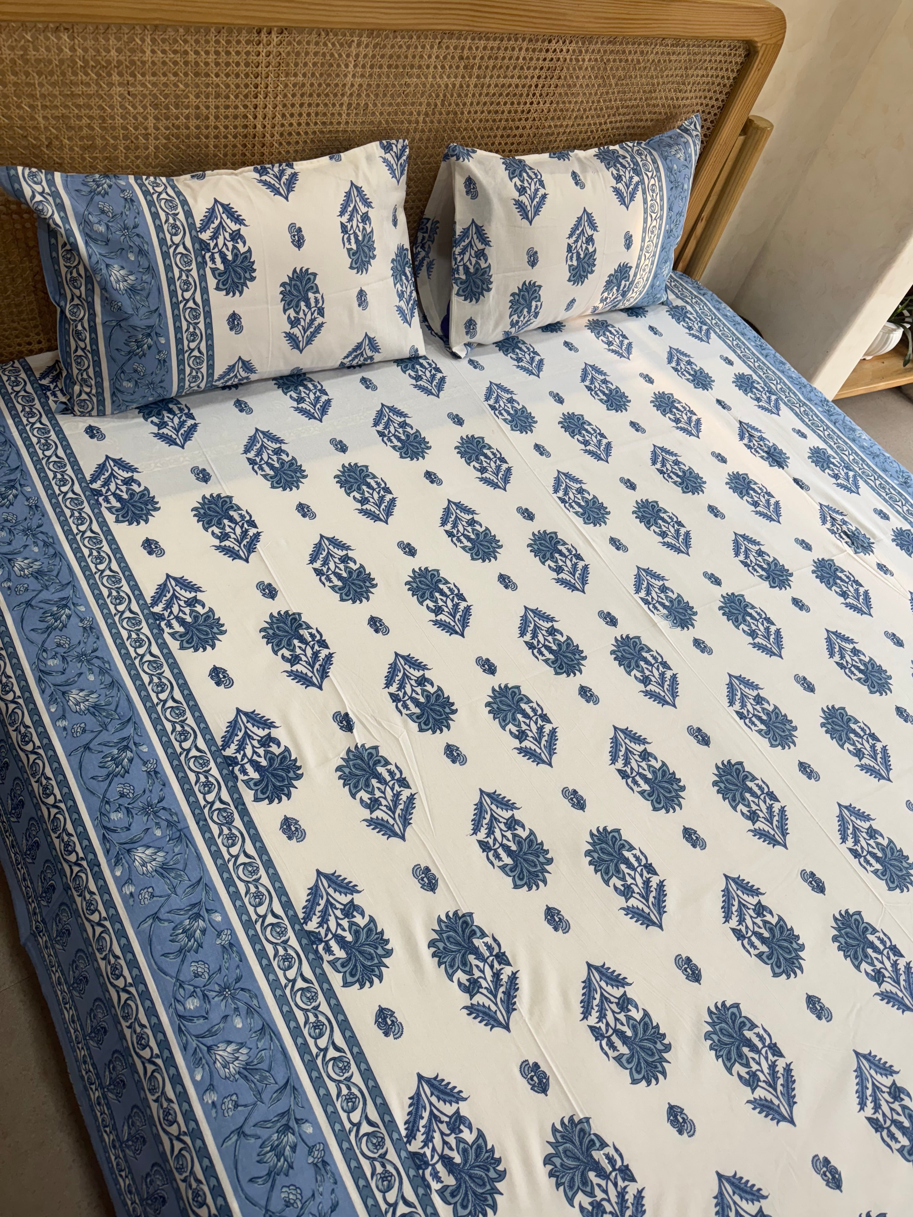 RIWAYAAT BEDSHEET WITH TWO REVERSIBLE PILLOW COVERS