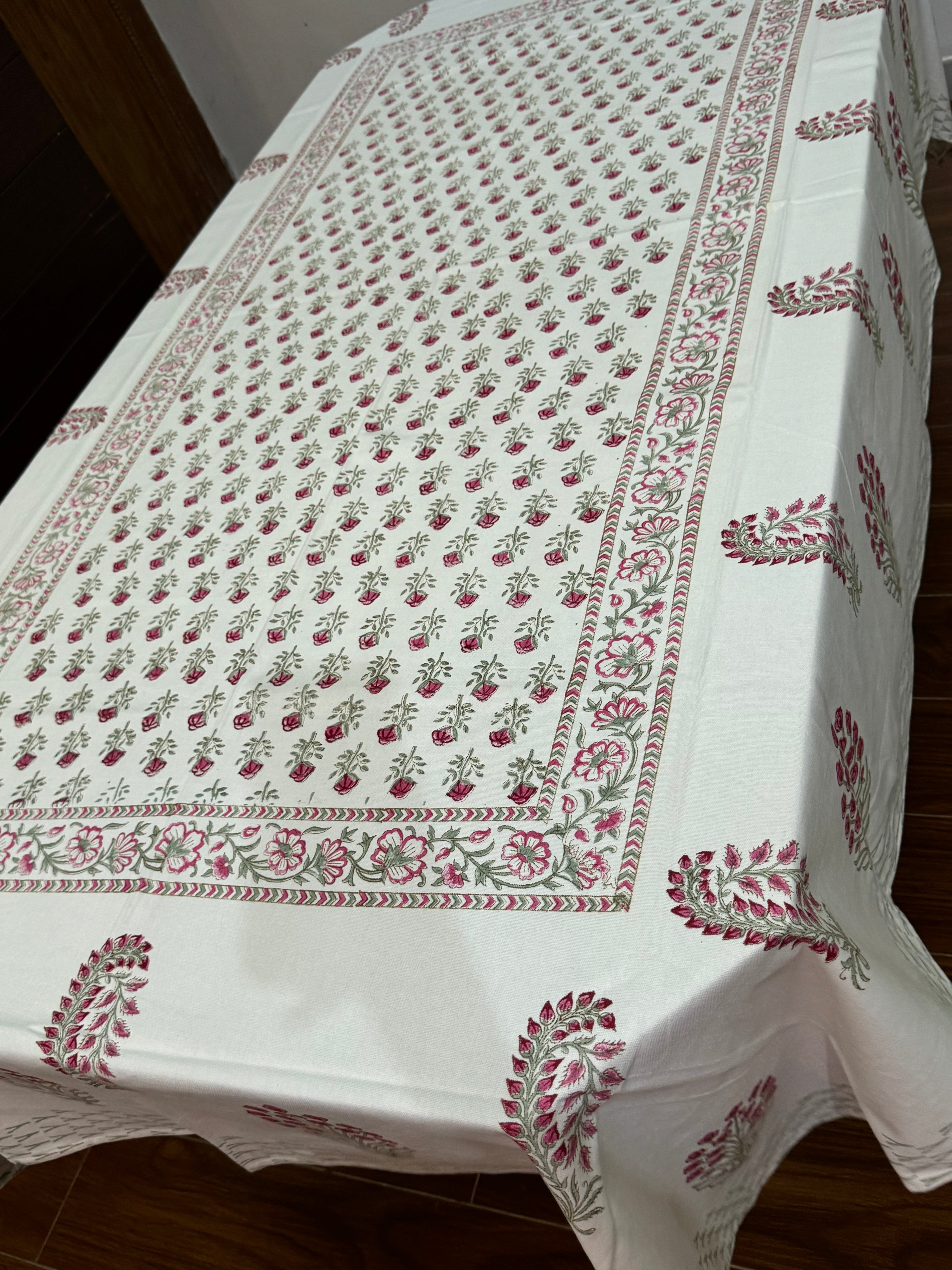 HANDBLOCK PRINTED SEATER TABLECLOTH