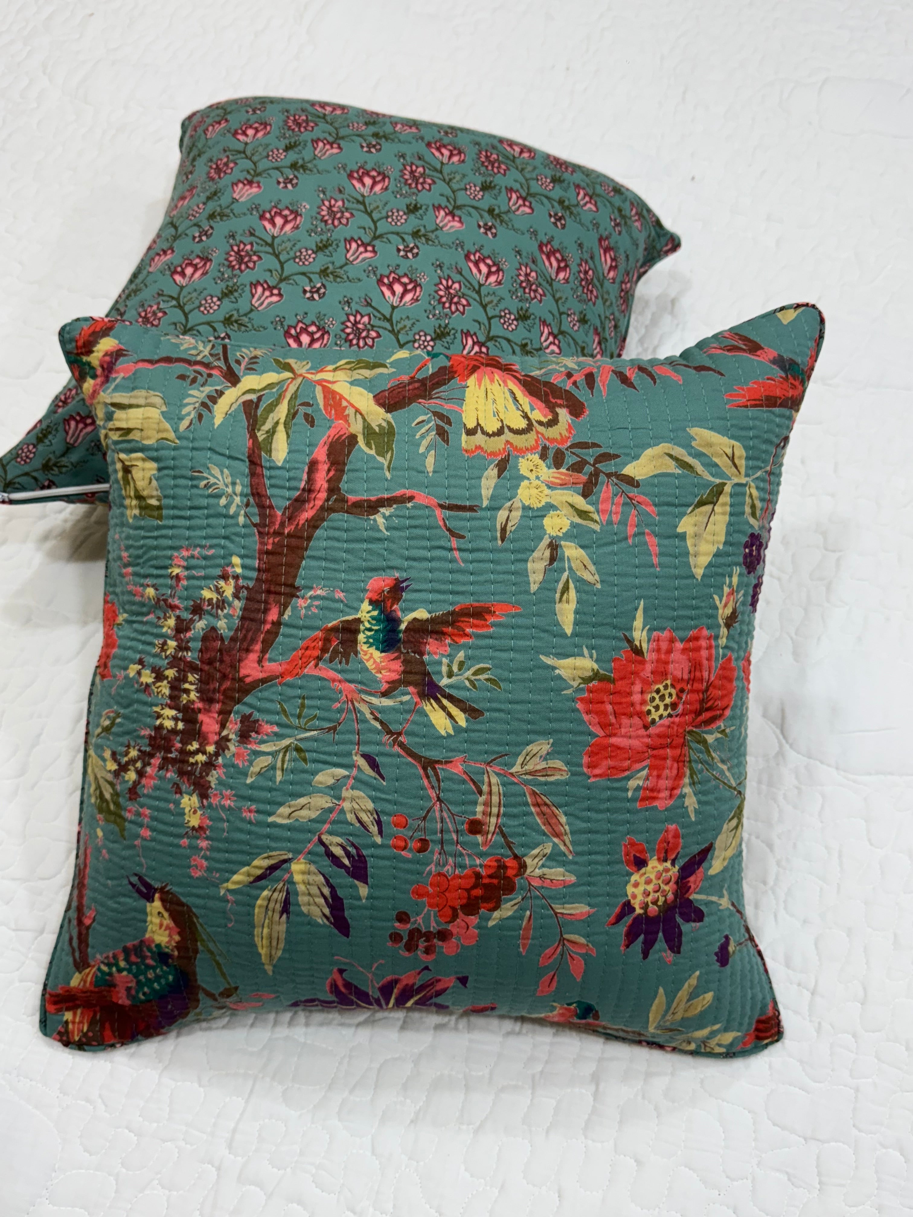 KANAK - SINGLE PIECE QUILTED 16 BY 16 INCHES CUSHION COVER